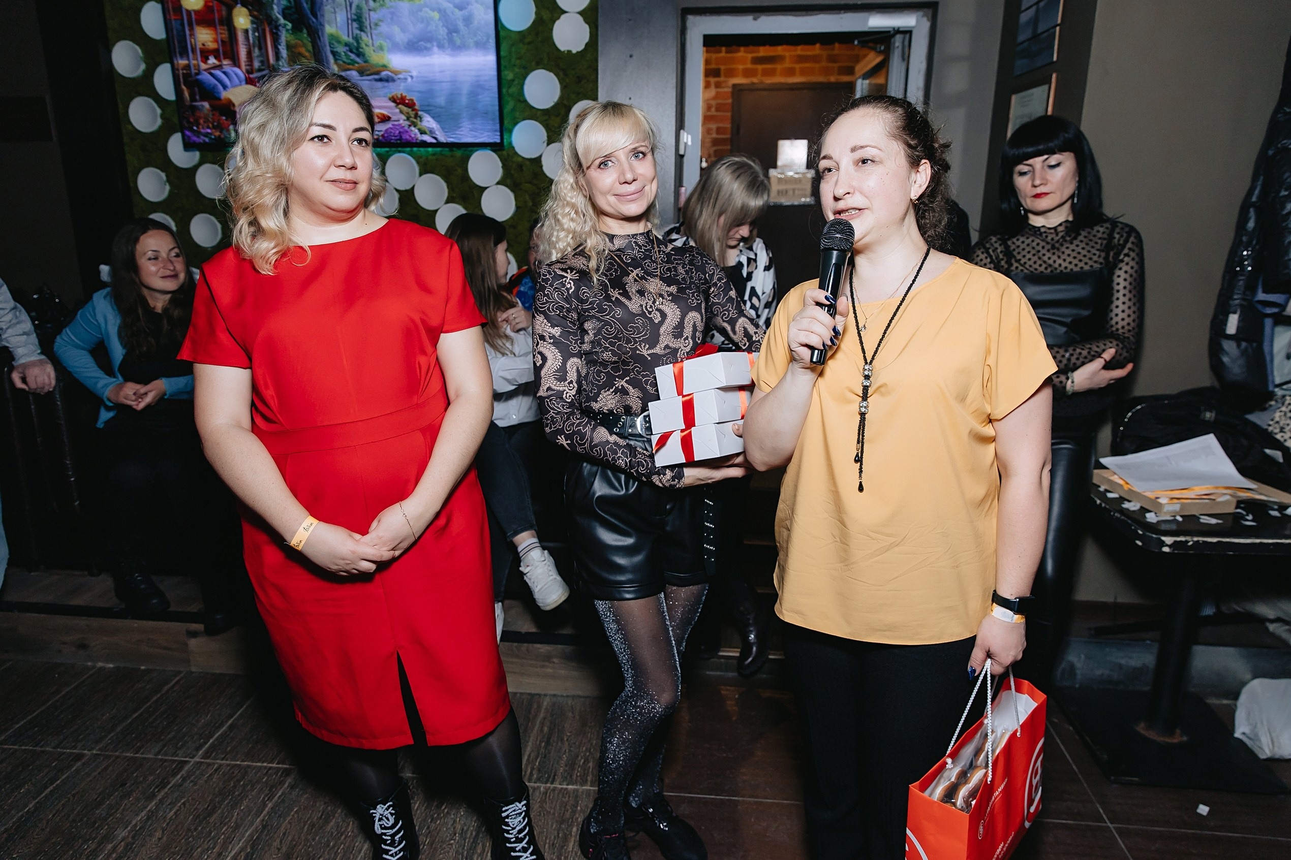 Весенний недотанцоз. Клубная вечеринка | 23.02.24. Галерея Фантим