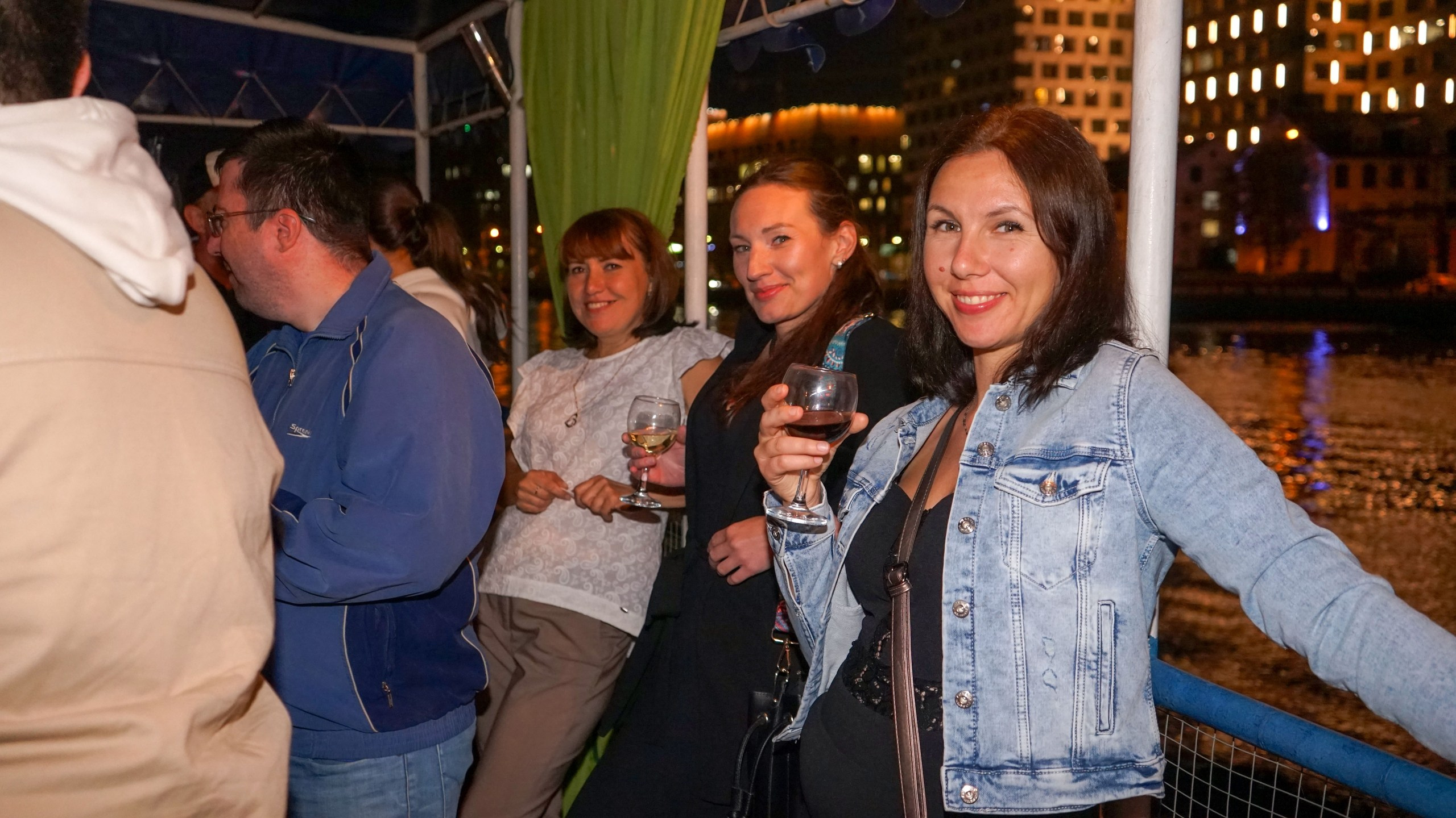 Танцы на воде | 24.07.21. Галерея Фантим