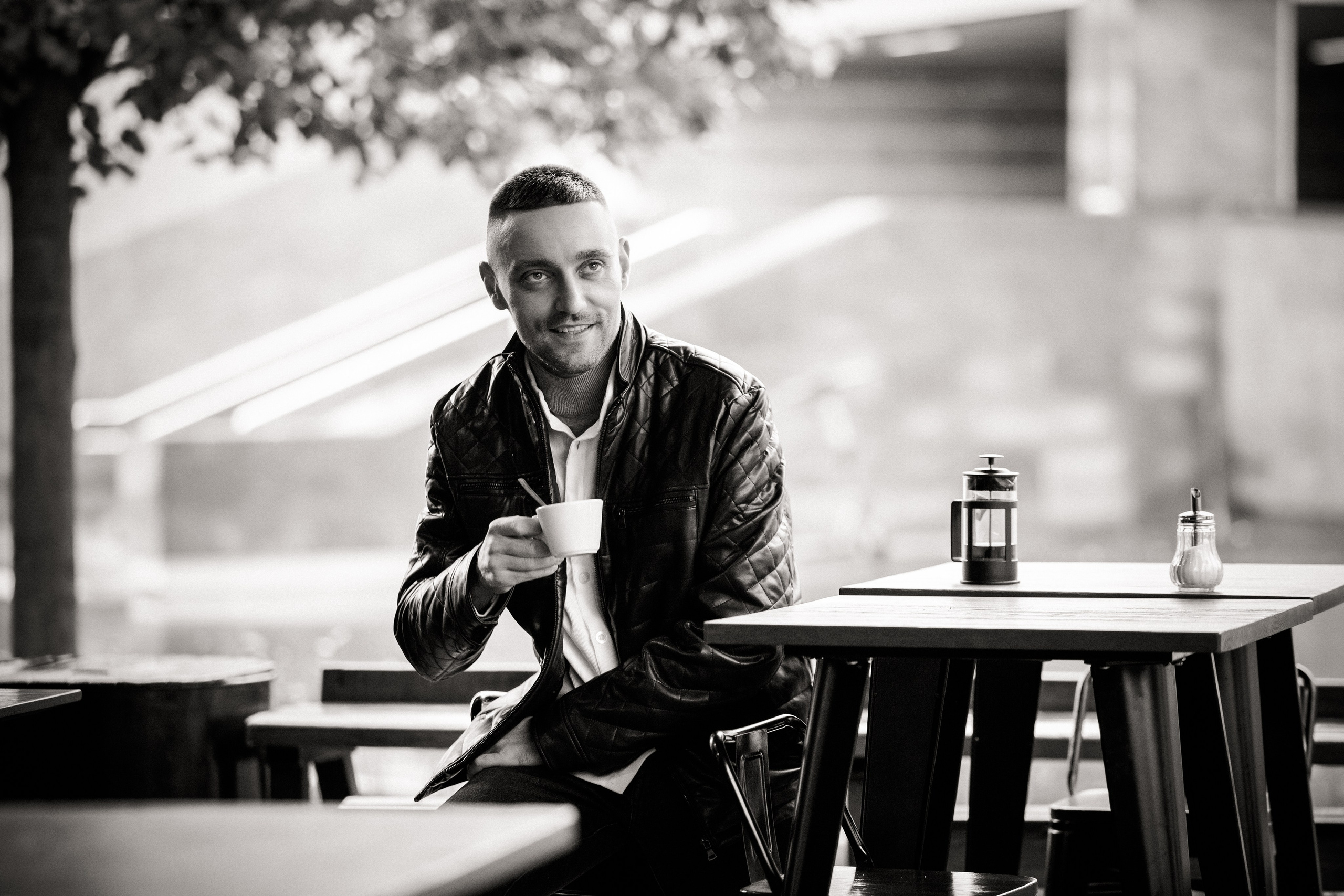 Мужская фотосессия на улице. Свадебный и семейный фотограф в Москве и Подмосковье Лариса Козлова