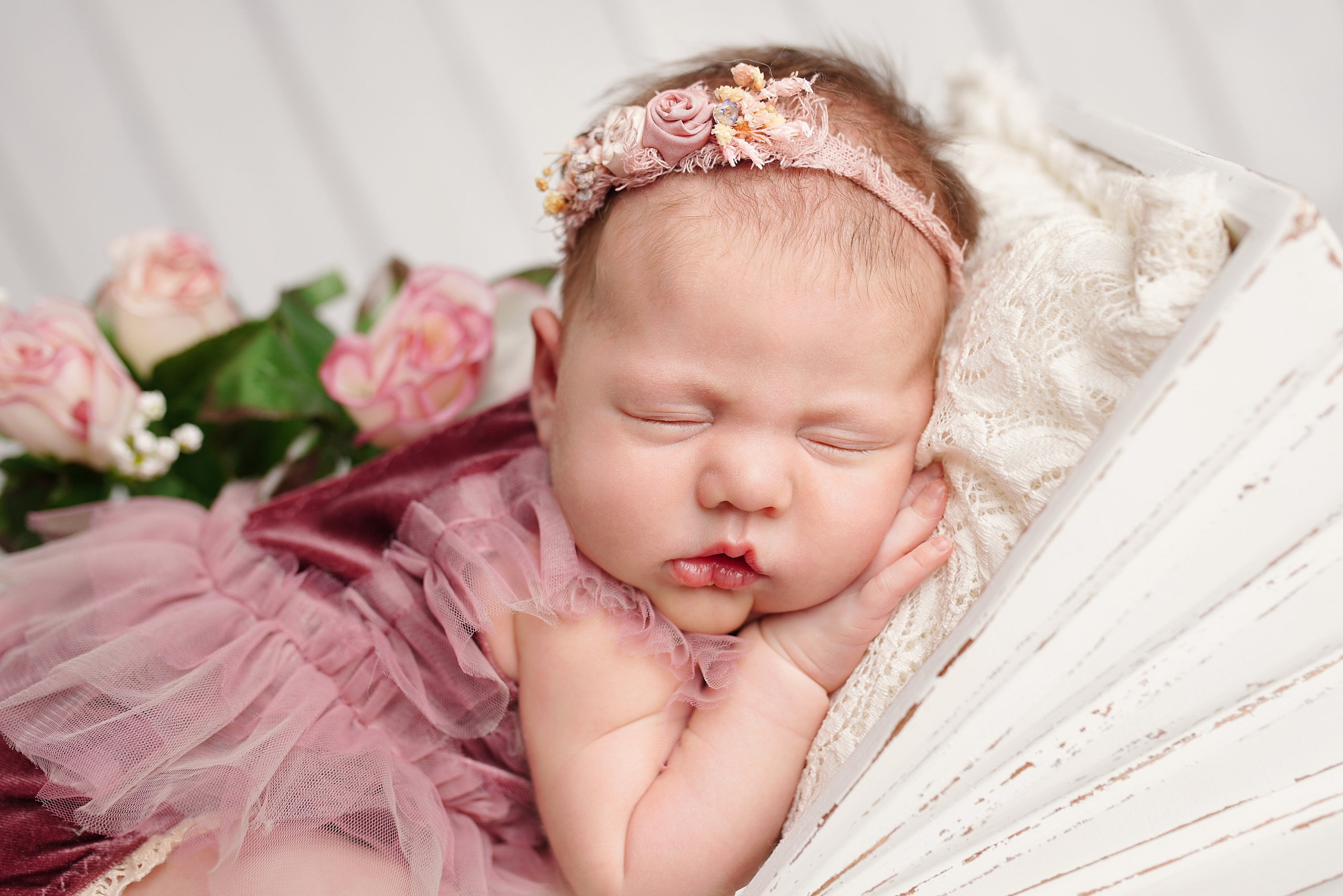 Фото новорожденных младенцев