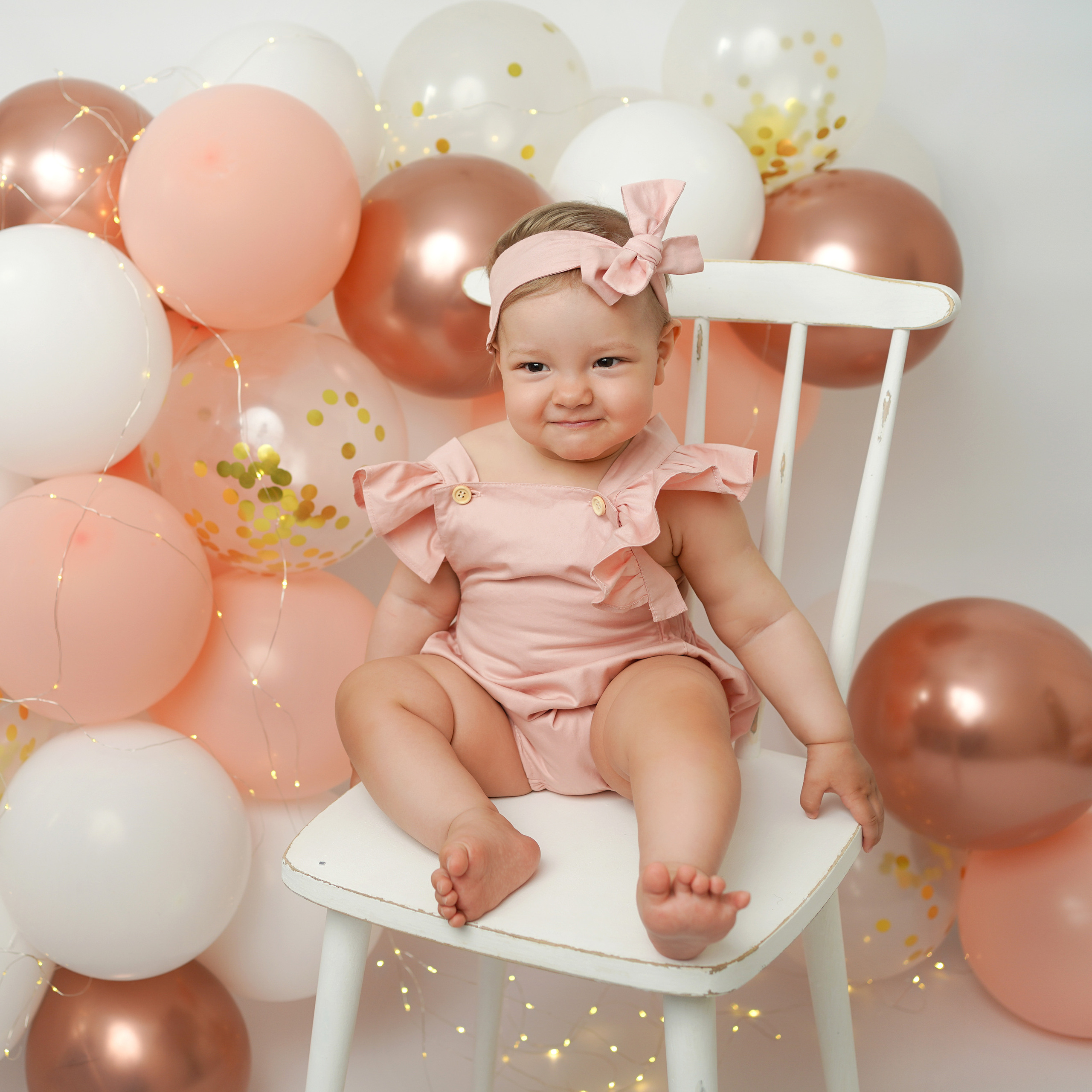 Детская фотосессия Ариши в детской студии. Детский фотограф и фотограф новорожденных в Калининград Оксана Иваний