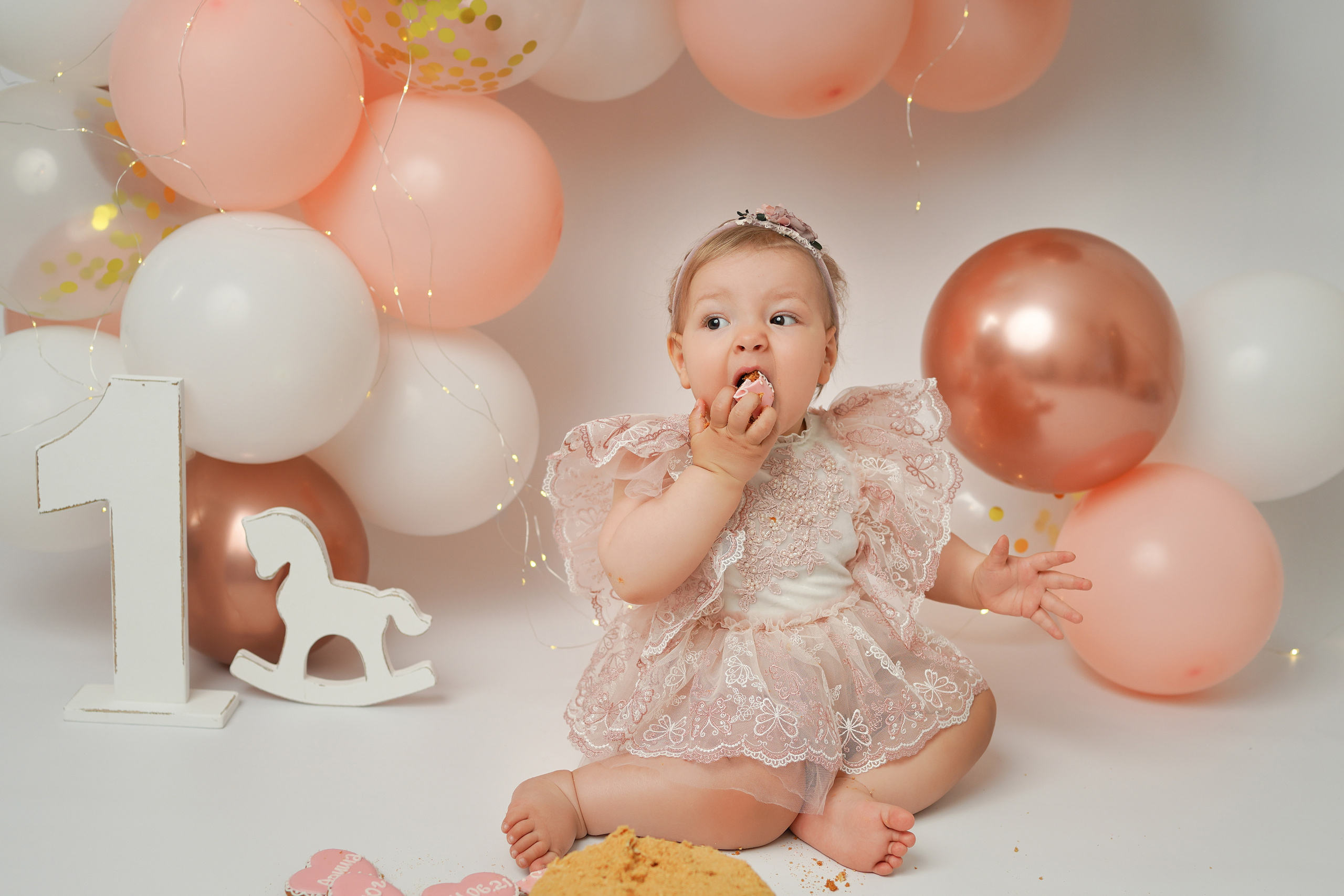 Детская фотосессия Ариши в детской студии. Детский фотограф и фотограф новорожденных в Калининград Оксана Иваний