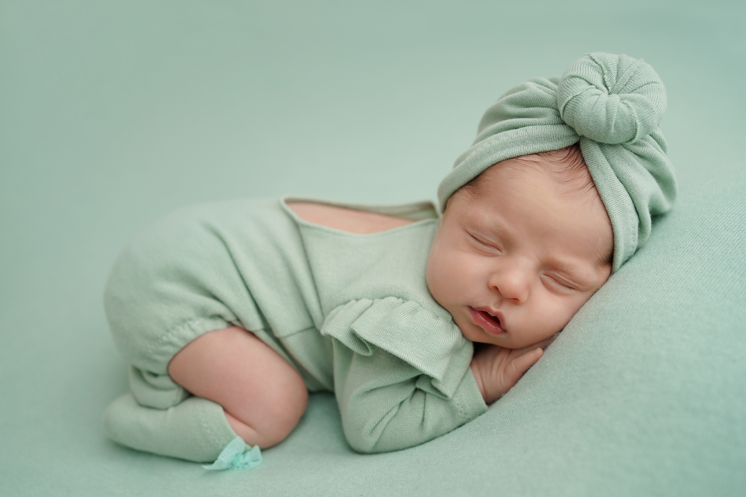 Фотограф новорожденных Калининград. Детский фотограф и фотограф новорожденных в Калининград Оксана Иваний