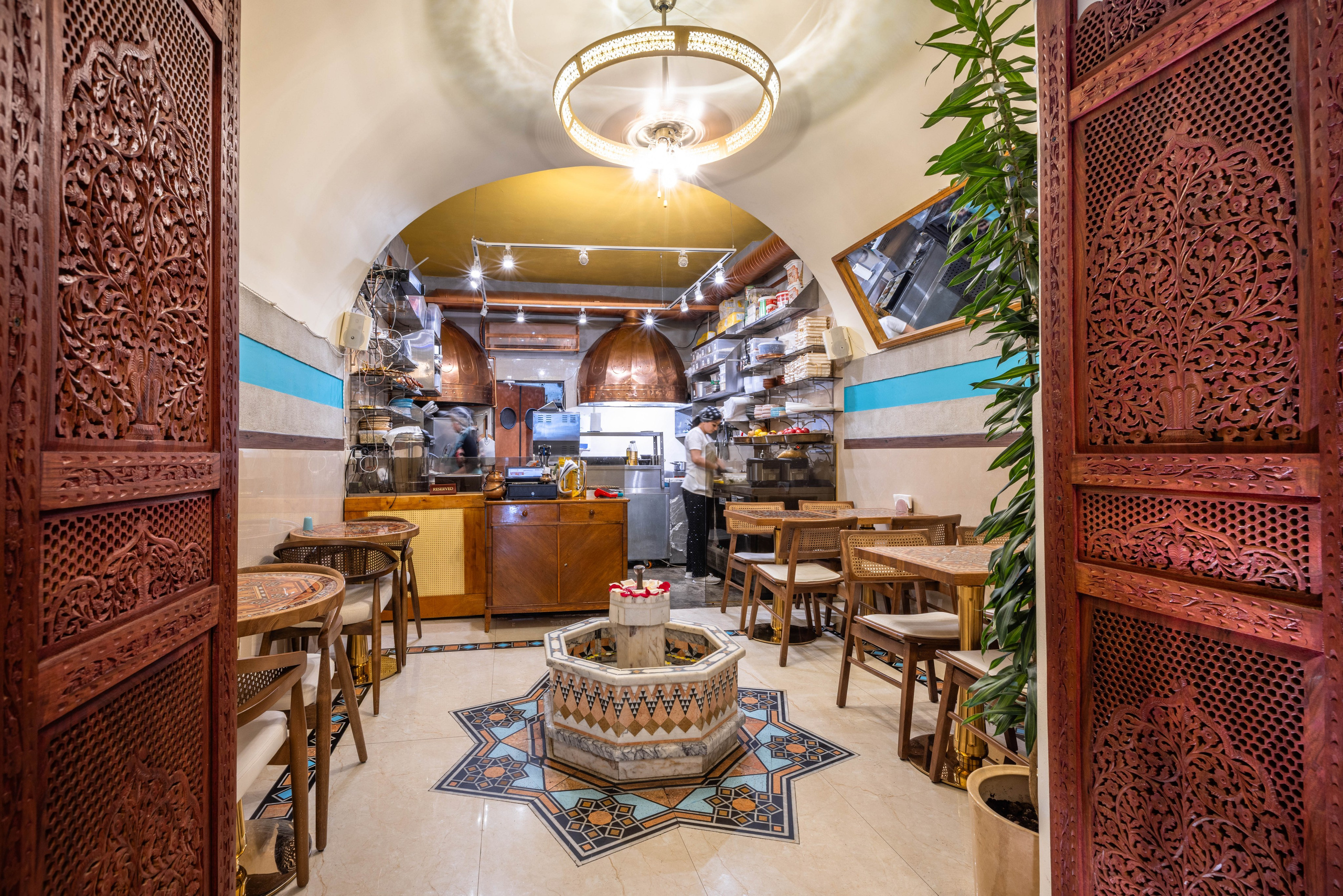 Фотосъёмка интерьера — Ресторана Ливанской Кухни «ADAM». Рекламный, предметный, репортажный, семейный фотограф и художник в Москве