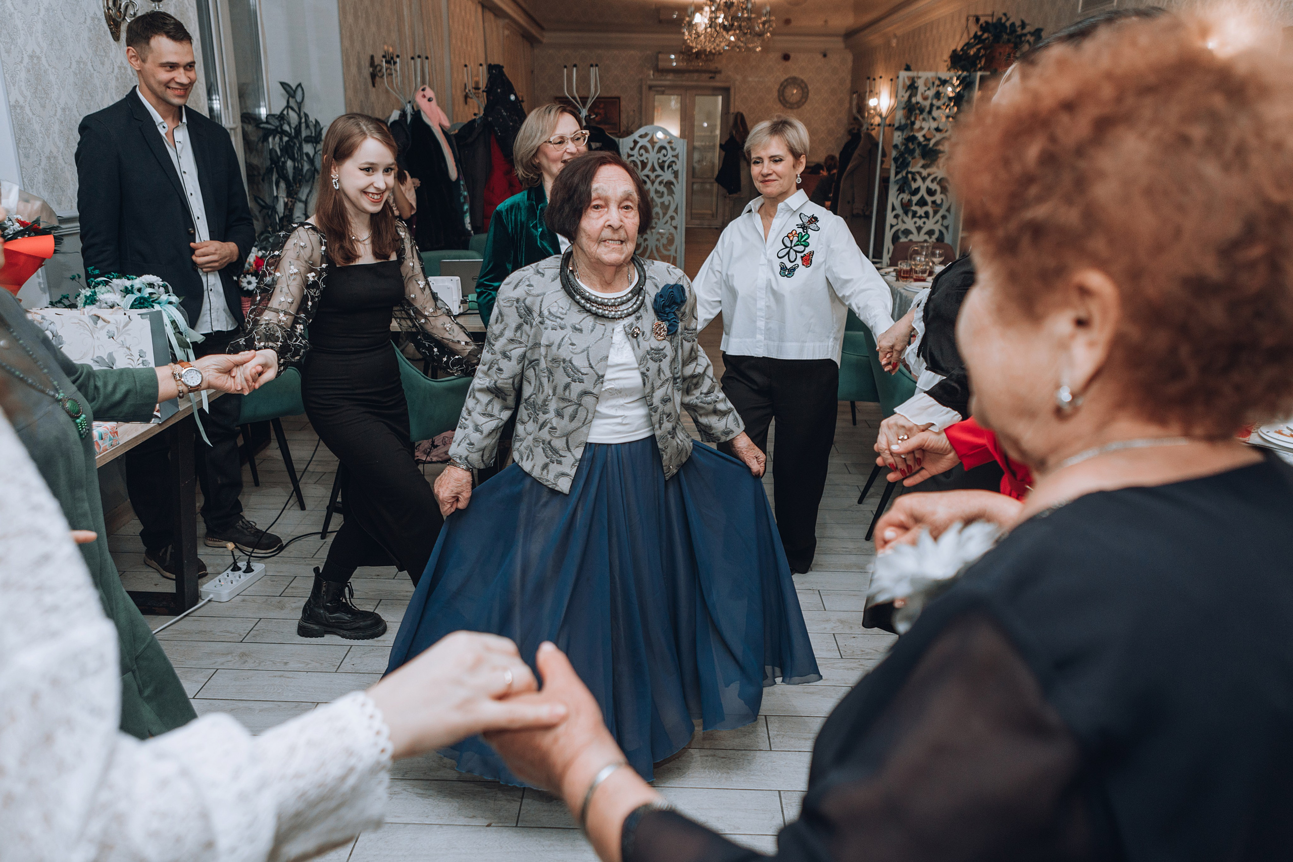 90-летний юбилей Сары Вагаповны. Фотограф в Санкт — Петербурге Анна Конофало