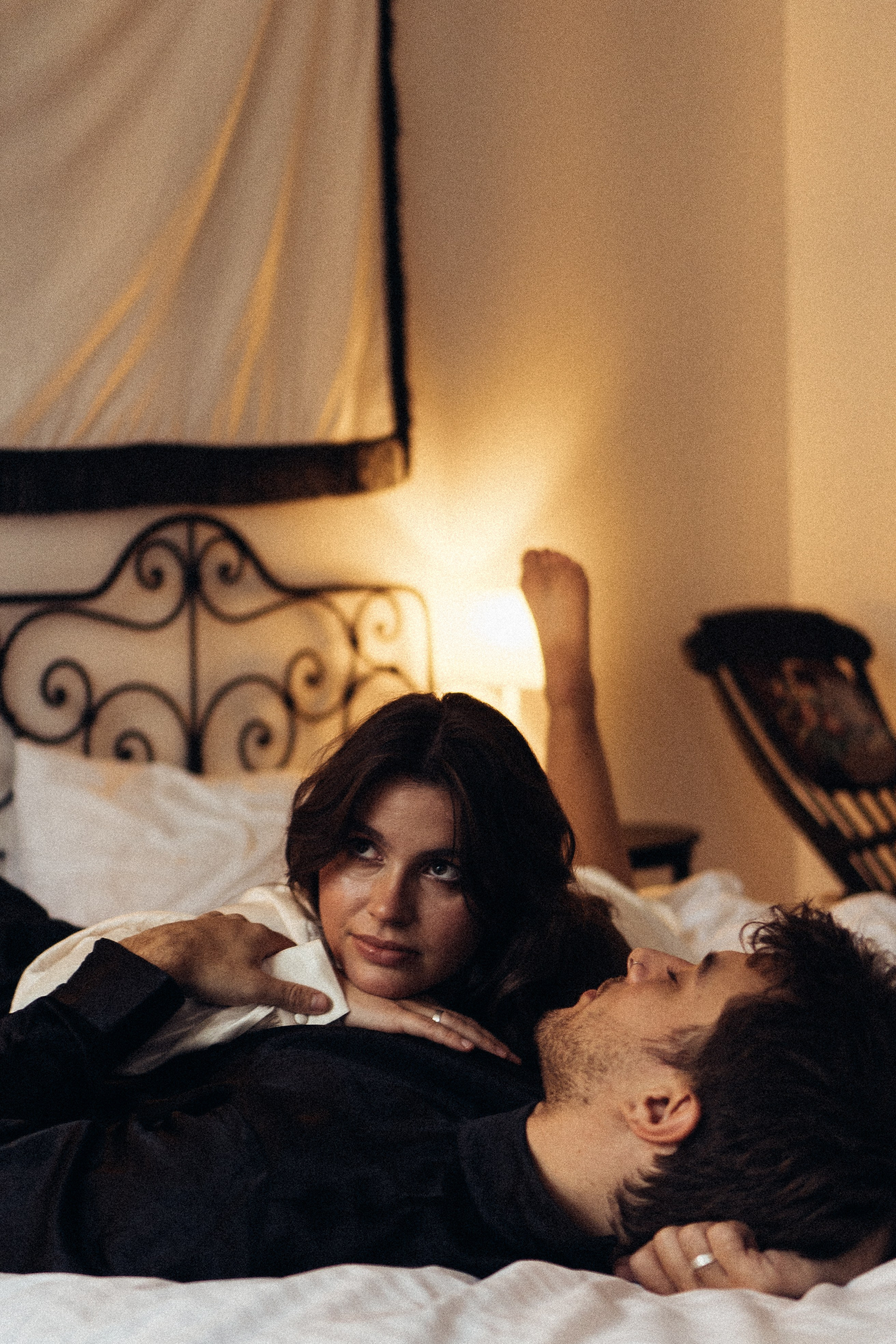 УТРО ЖЕНИХА И НЕВЕСТЫ В ПИТЕРСКОЙ КВАРТИРЕ И СЬЕМКА С СВАДЕБНЫХ ОБРАЗАХ. Профессиональный фотограф, Санкт-Петербург — Виктория Богомолова