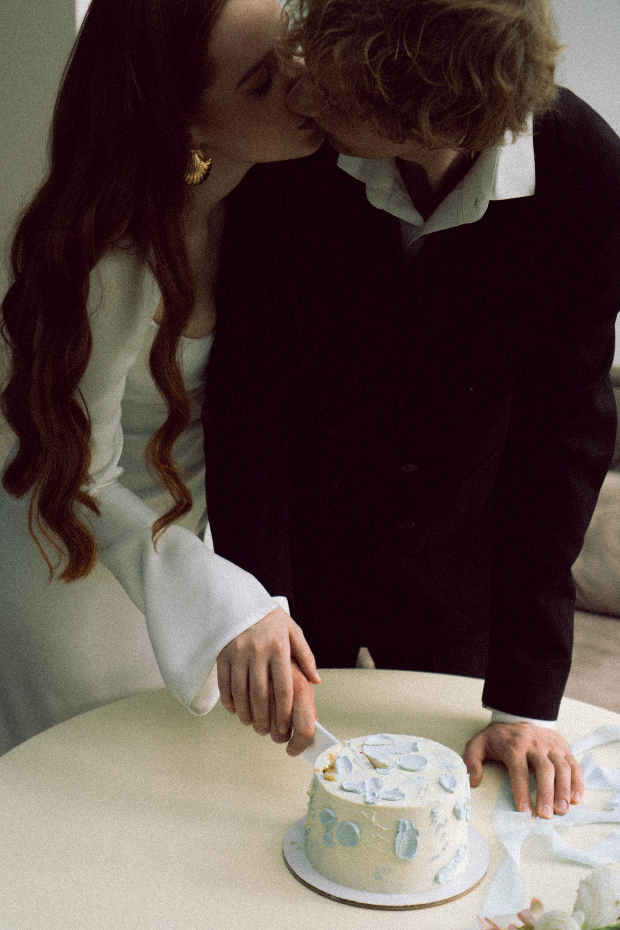 СВАДЕБНАЯ СЬЕМКА В ОТЕЛЕ. СБОРЫ ЖЕНИХА И НЕВЕСТЫ И ТАКЖЕ ТОР И ПОДГОТОВКА К ПРОГУЛКЕ. Профессиональный фотограф, Санкт-Петербург — Виктория Богомолова