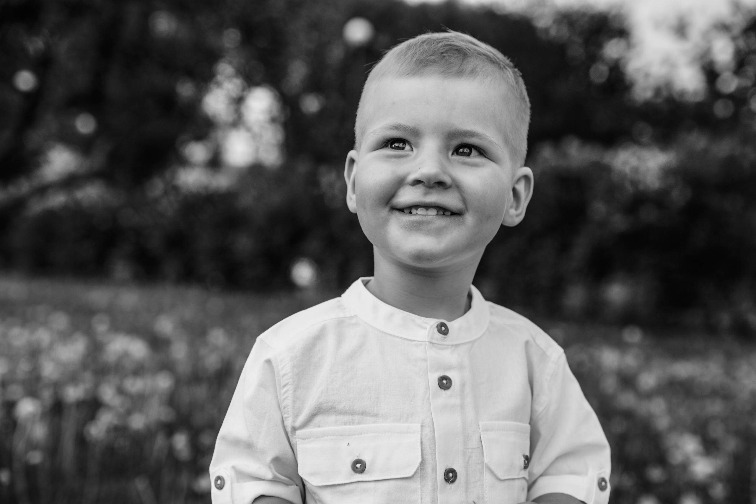 Семейная фотосессия | Яблоневый сад. Фотограф Диана Катинская