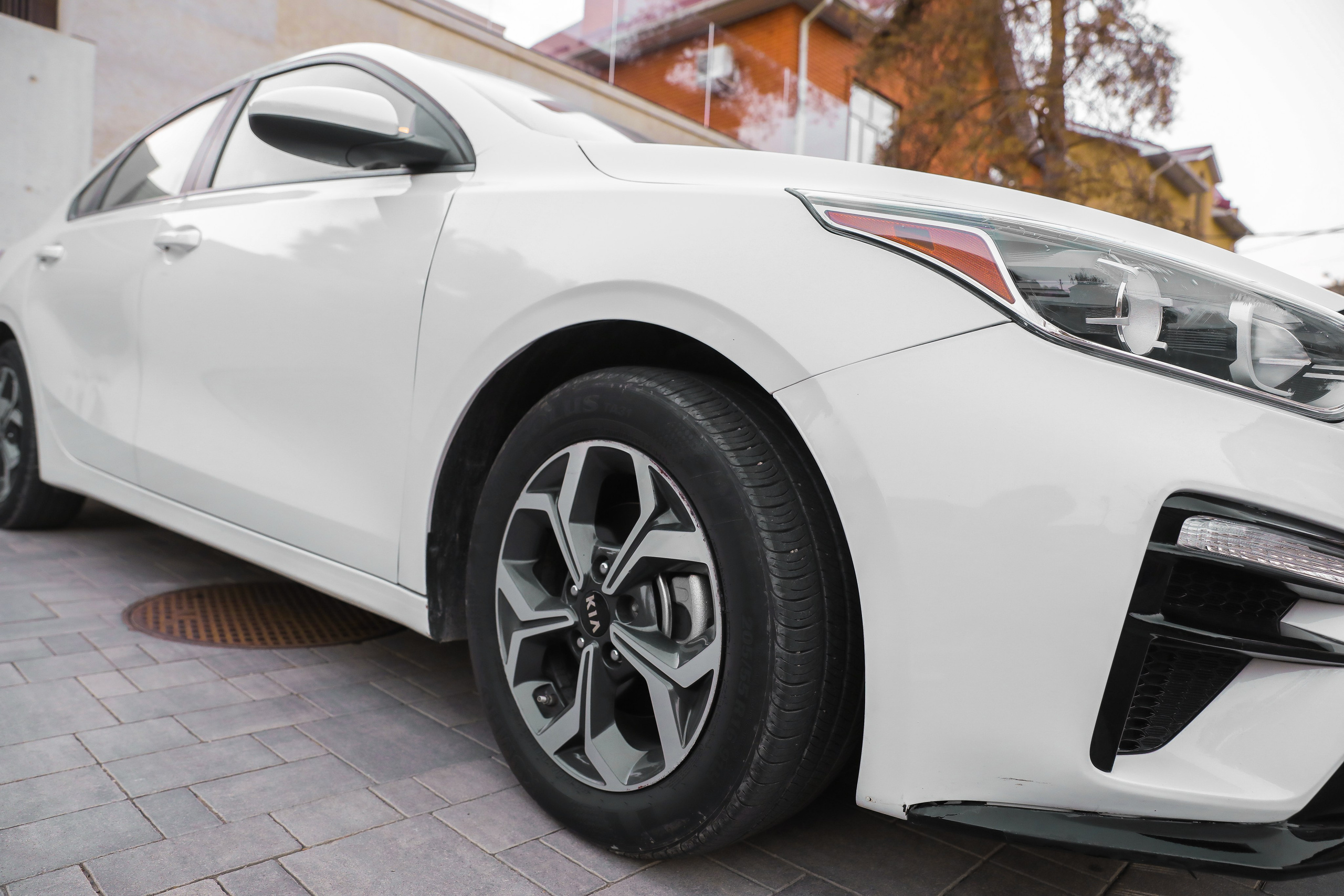 АВТО. Photographer Viktoriya Markushina «My world throug»