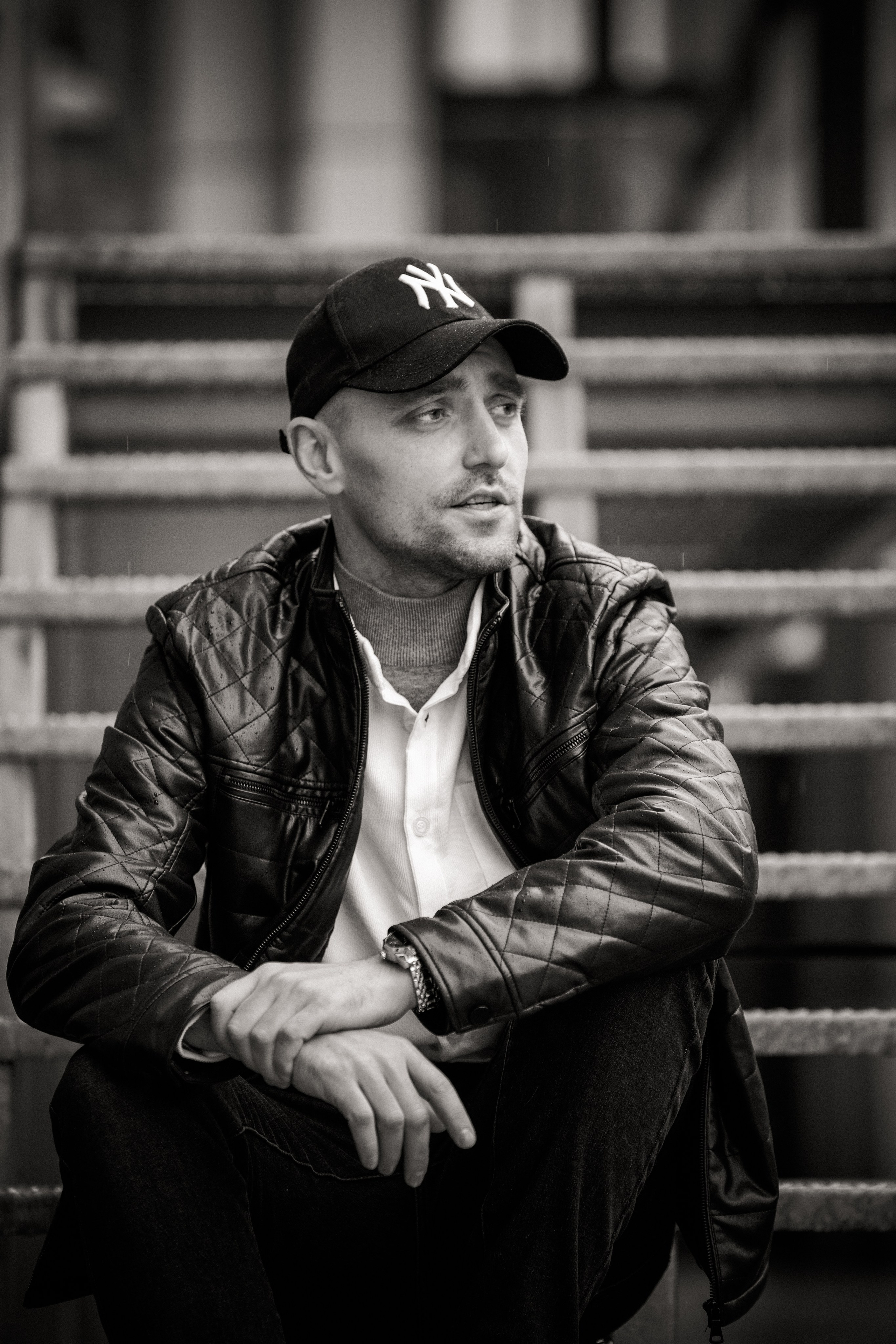 Мужская фотосессия на улице. Свадебный и семейный фотограф в Москве и Подмосковье Лариса Козлова