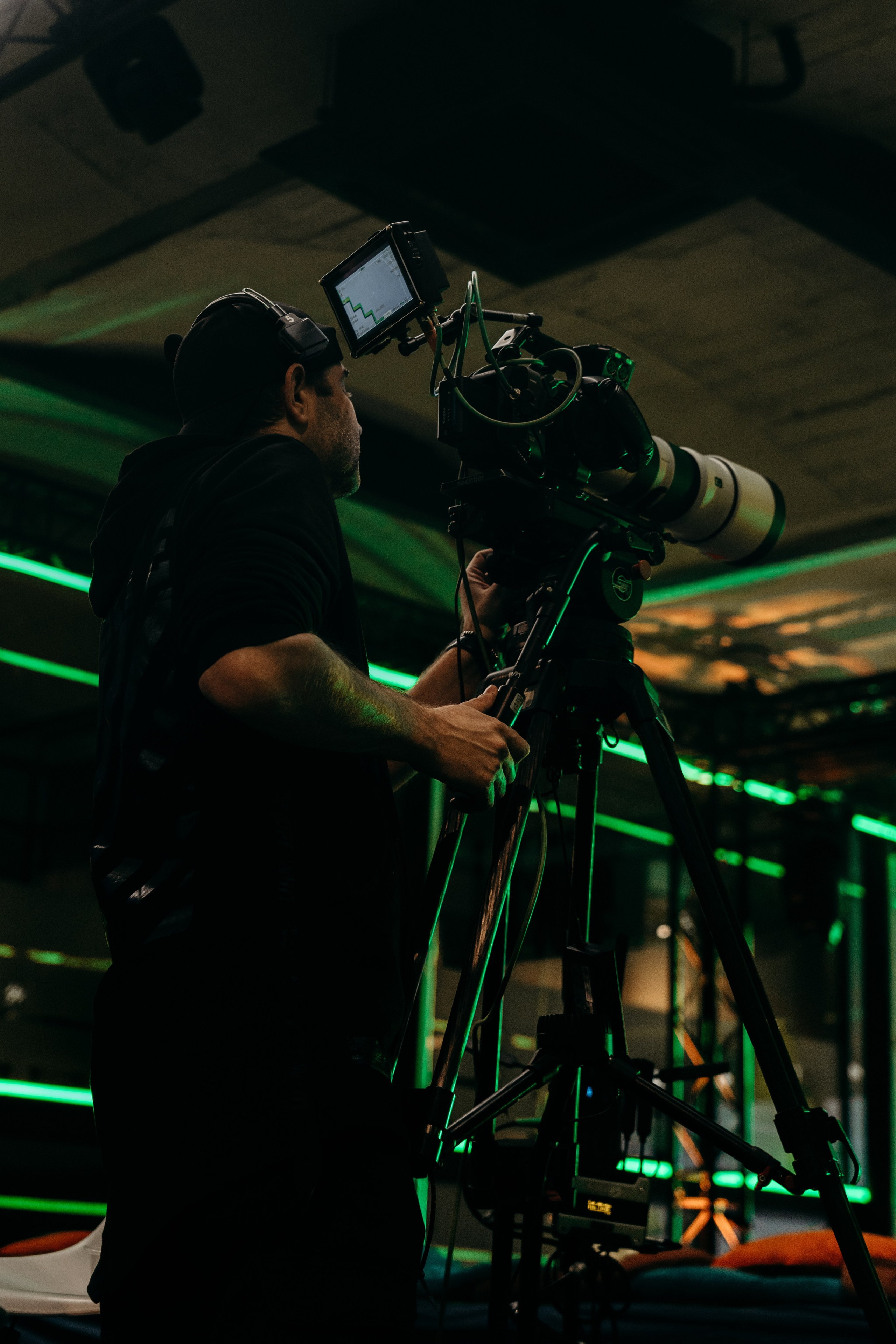 Битва стартапов. Олег Левин — профессиональный концертный и бэкстейдж фотограф в Москве