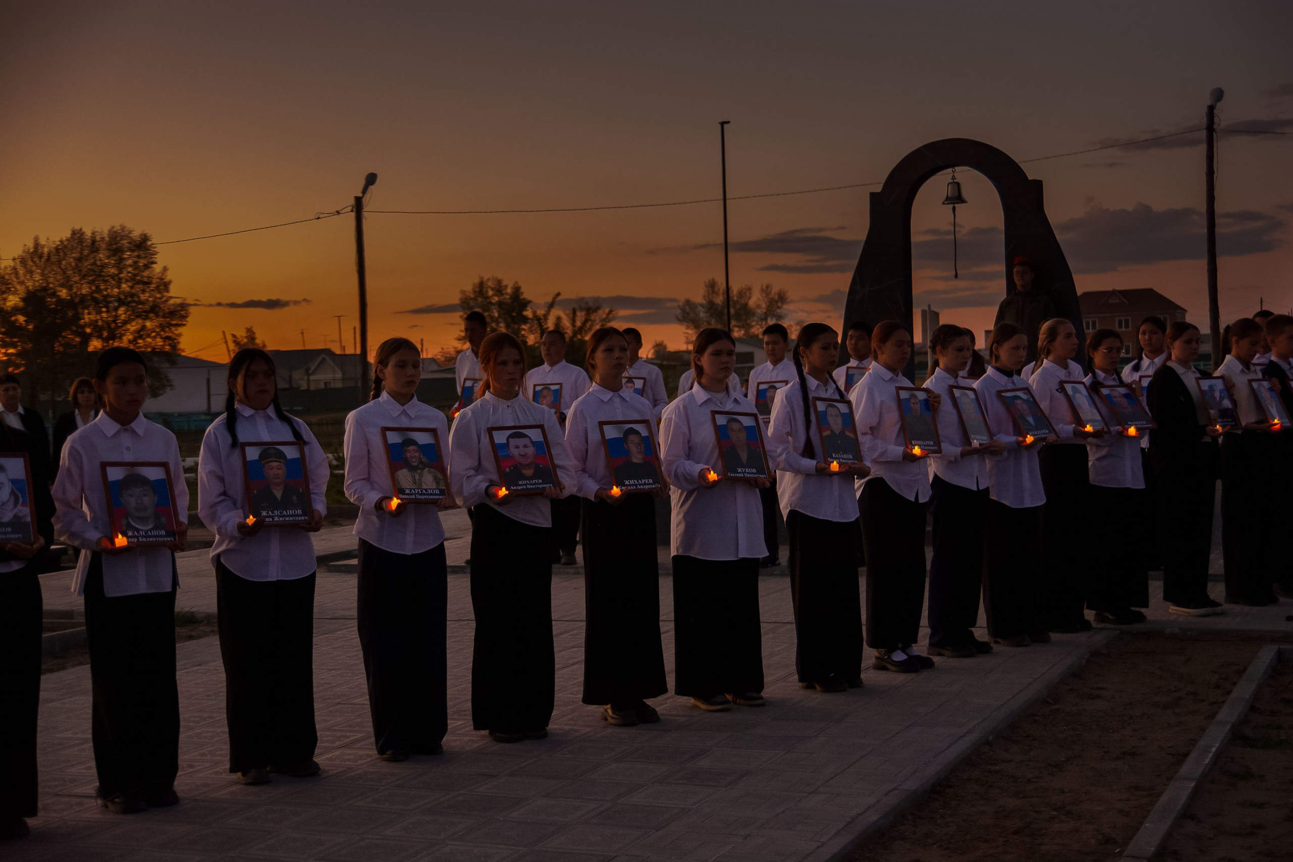 Открытие Памятника. Фотограф широкого профиля Чита-Цасучей