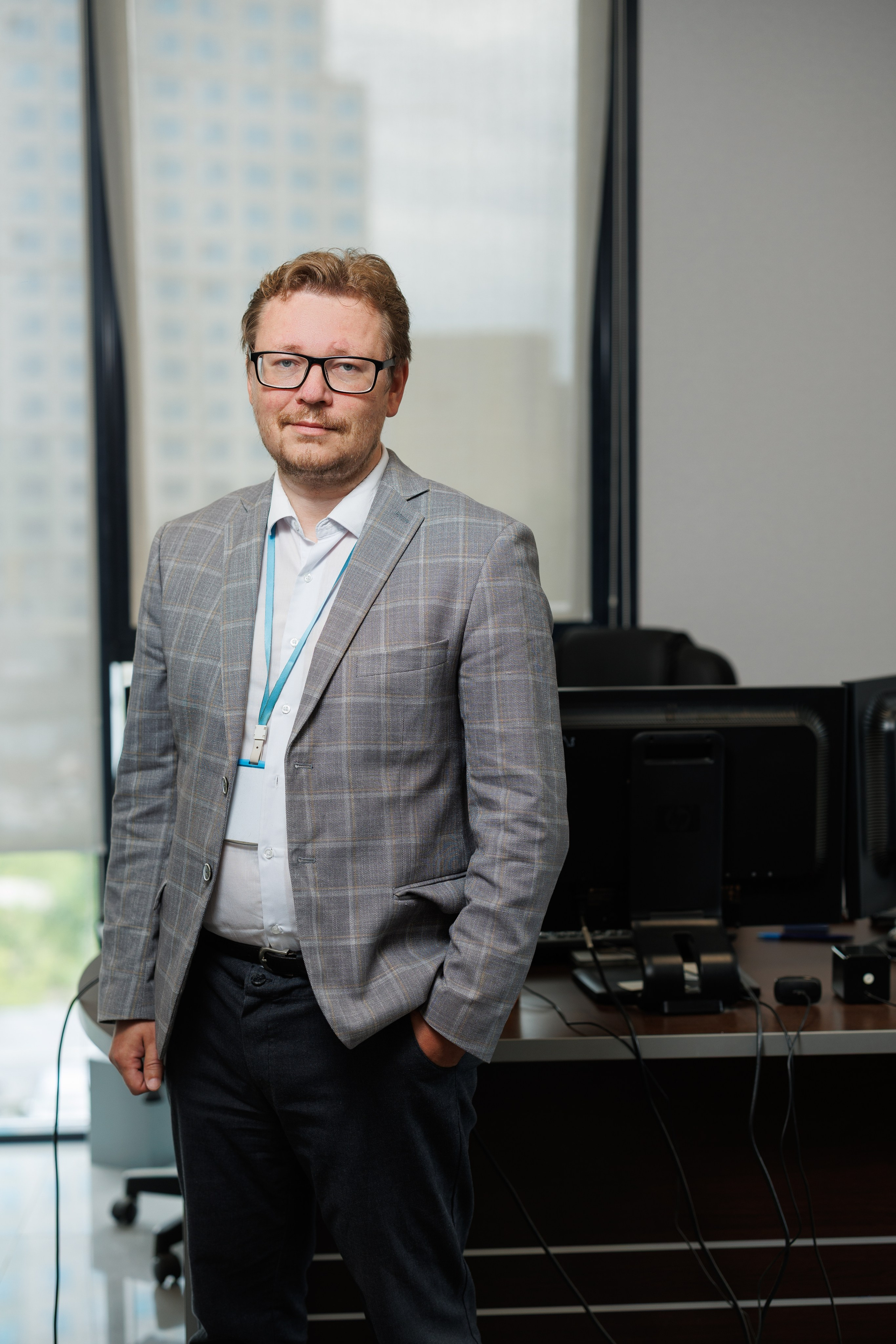 Полметалл — портреты. Контент для бизнеса в Екатеринбурге Полдень Медиа