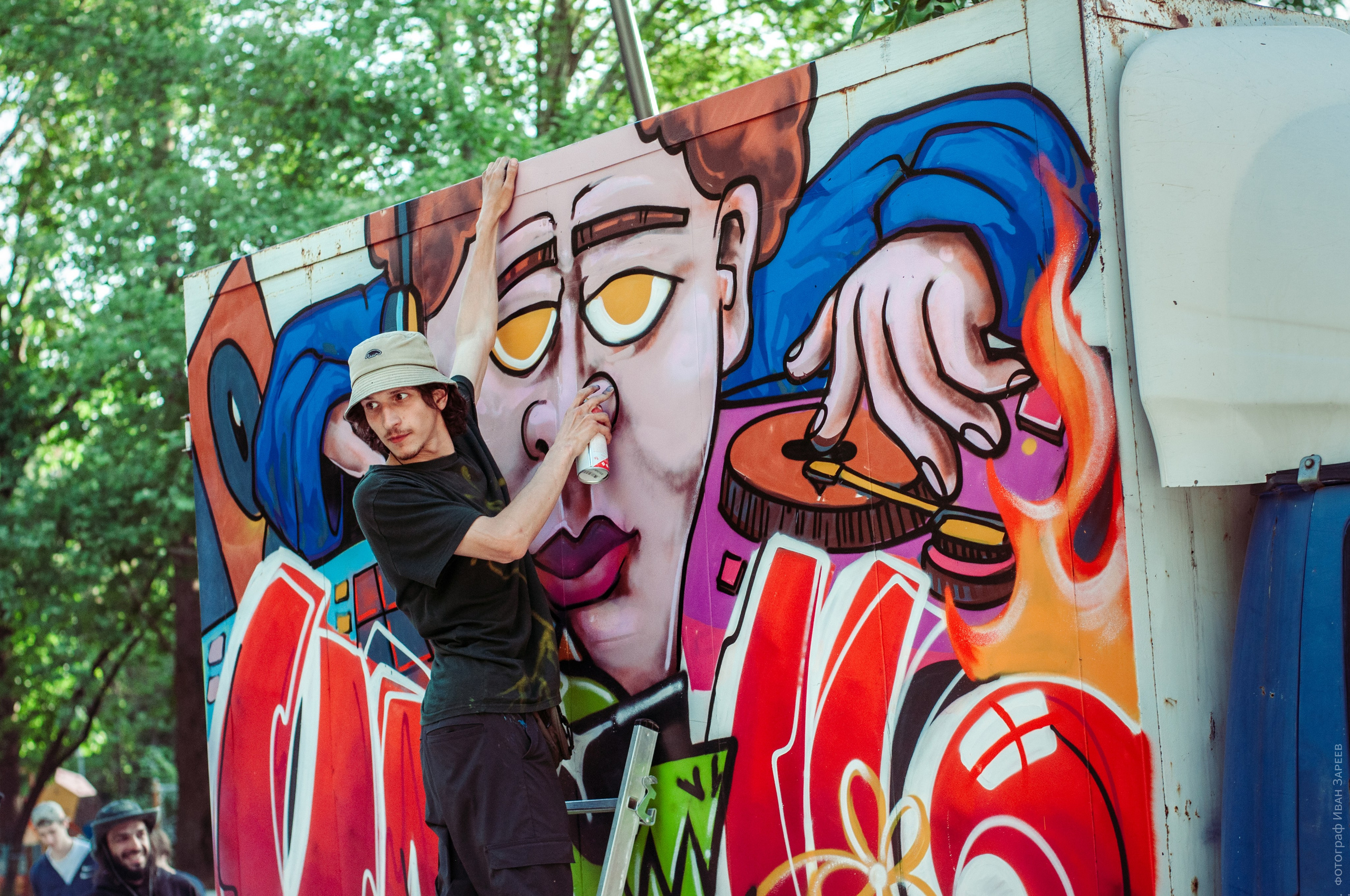 Граффити и брейкинг. Репортажный фотограф в Симферополе Зареев Иван