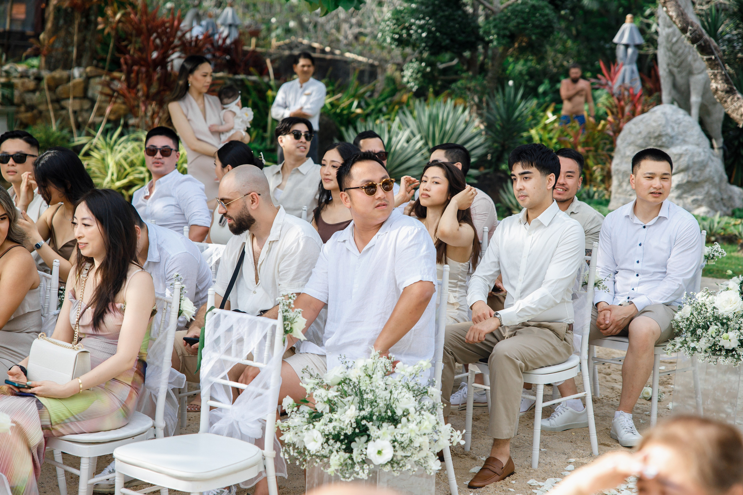 Wedding in Phuket at the Thavorn Hotel. Photographer in Phuket. Photographer Thailand