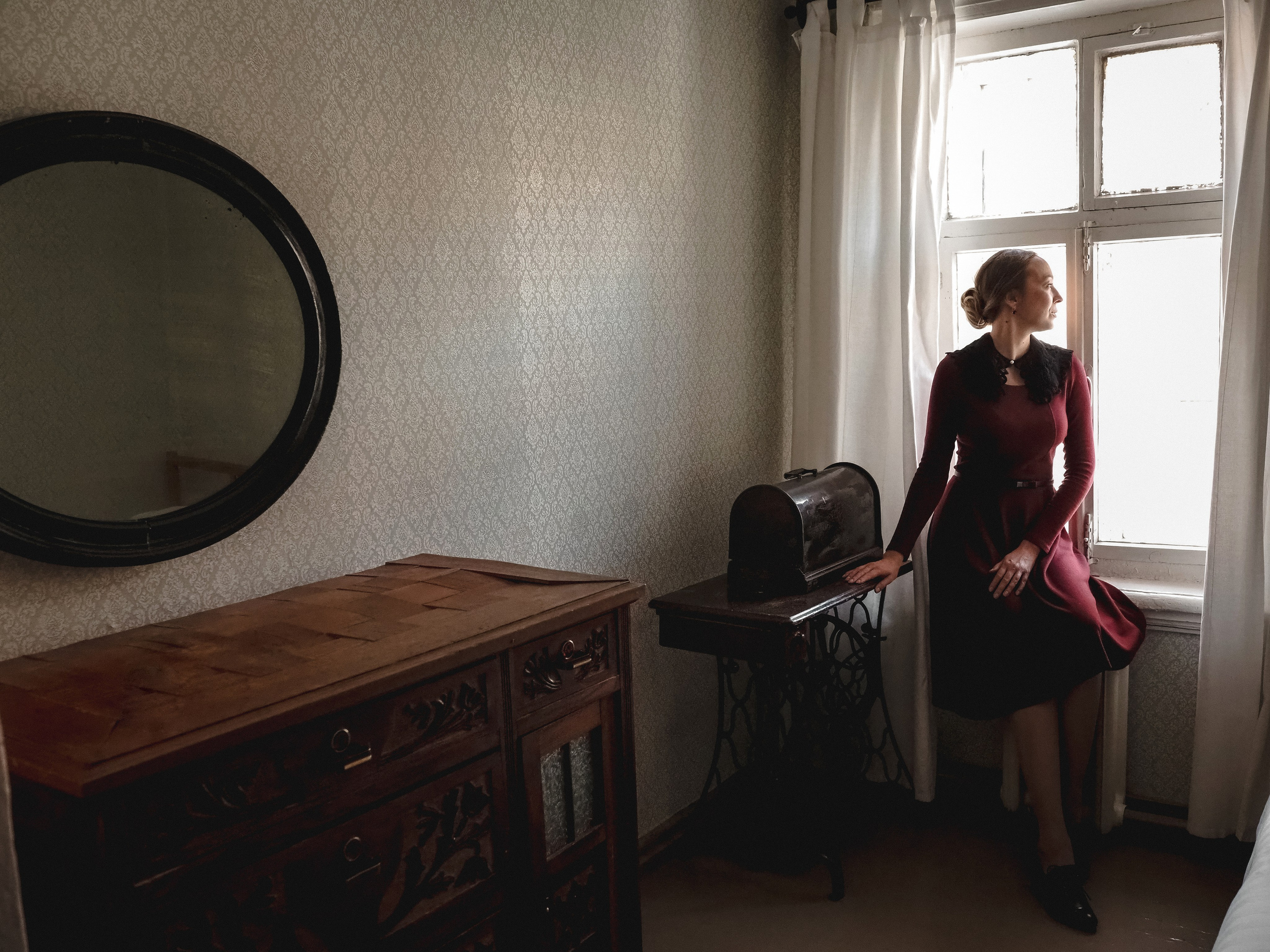 Ирина и Евгения в доме Пельцама. Семейный фотограф Ольга Барабанова