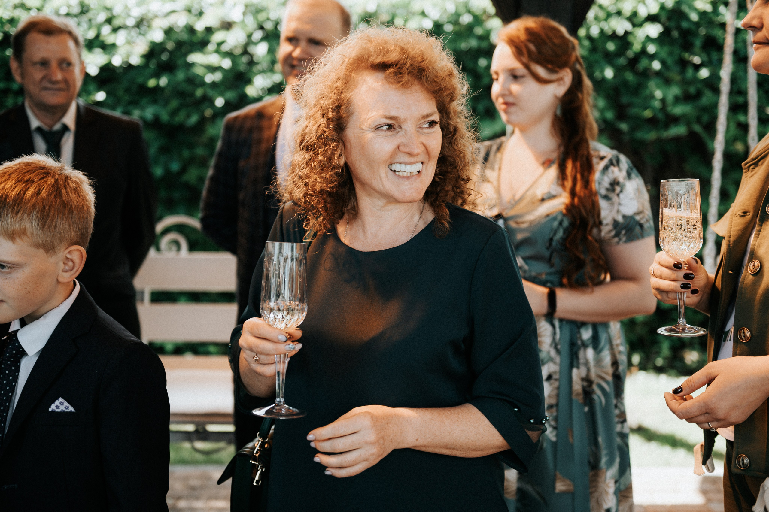 Свадебные фотографии. Фотограф в Барнауле Дарья Бутурлакина. Люби.Цени.Касайся