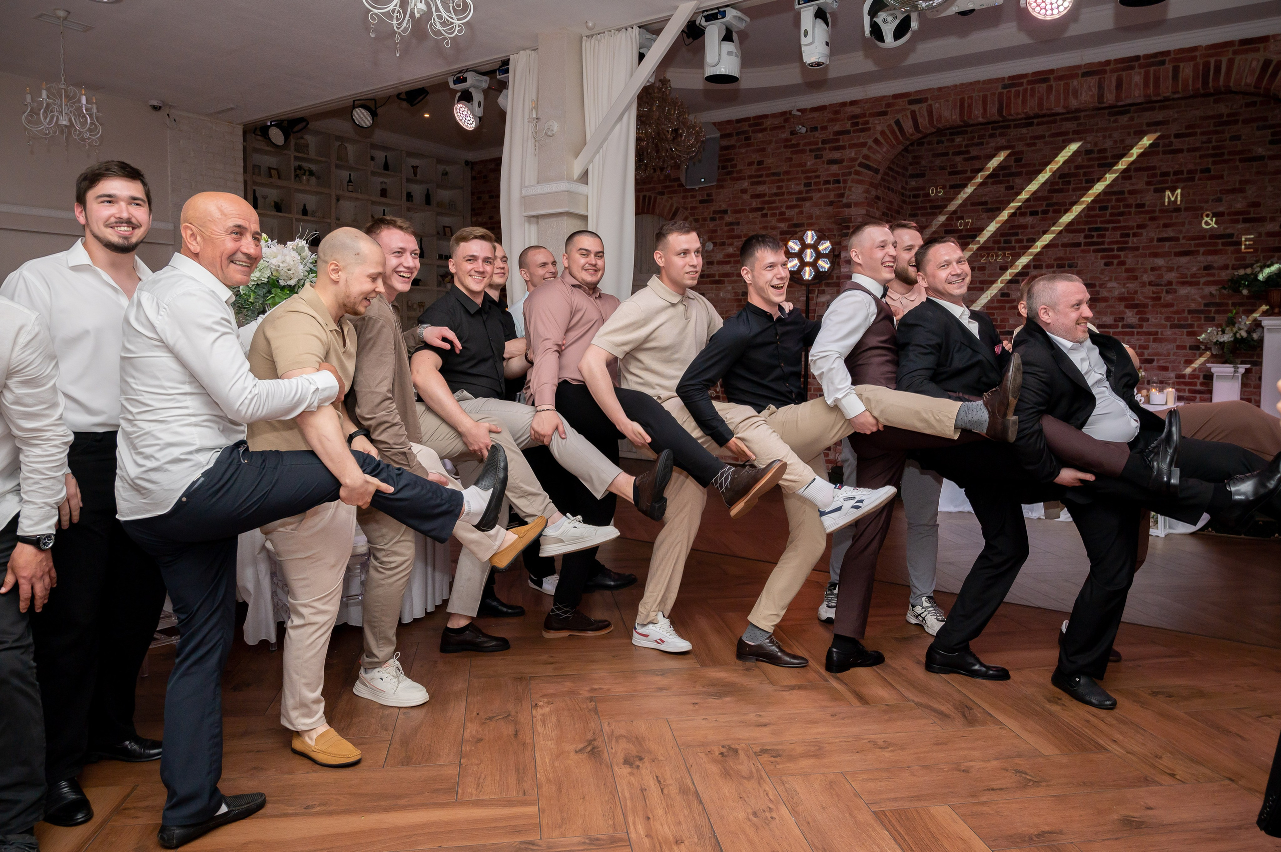 Елизавета и Максим (фотосессия у Дворца Штиглица, набережная Мойки и у Законодательного собрания). Портретный, семейный и свадебный фотограф в Санкт-Петербурге и в Пушкине Ширяев Денис