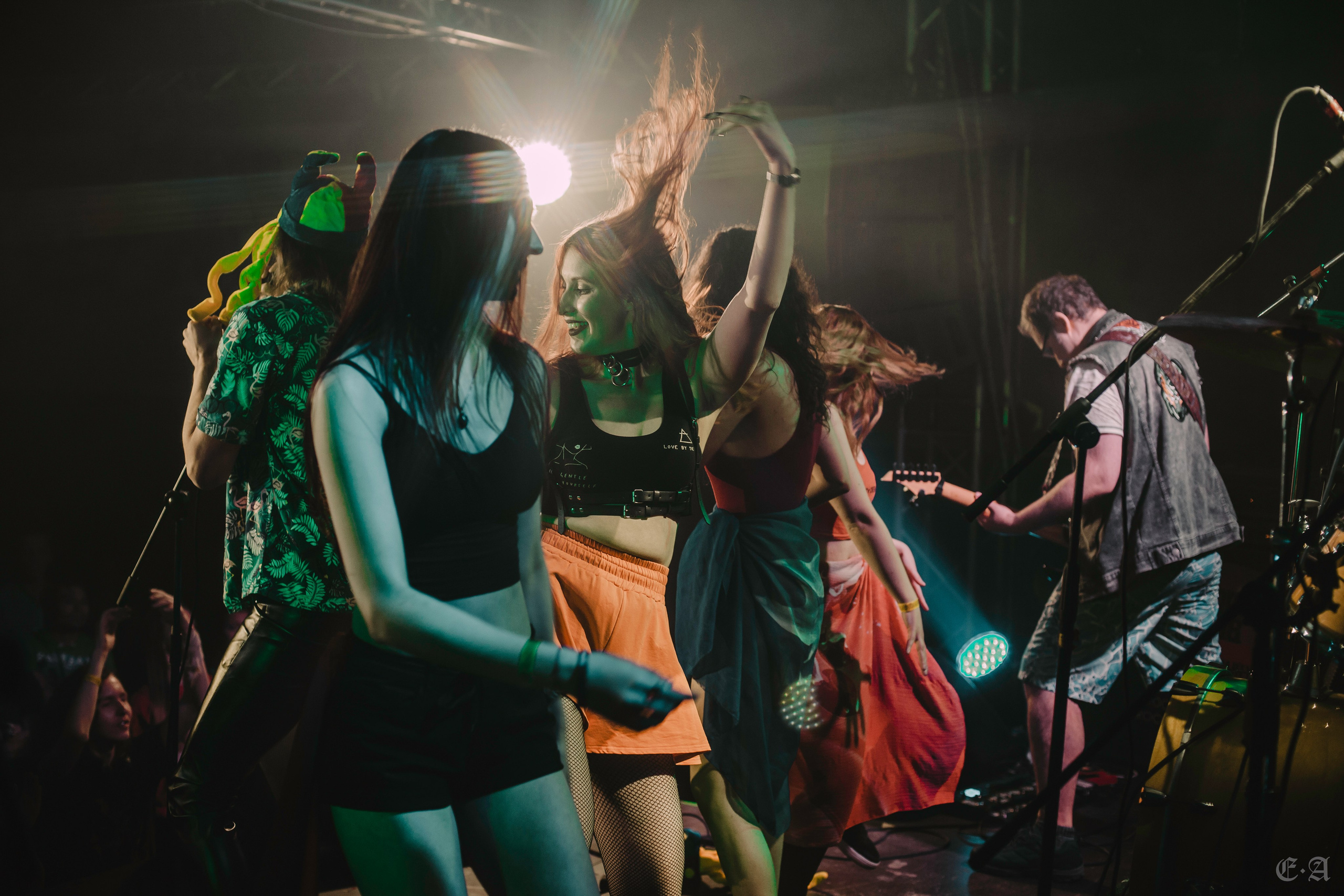 Концертное портфолио. Фотограф Ellairen