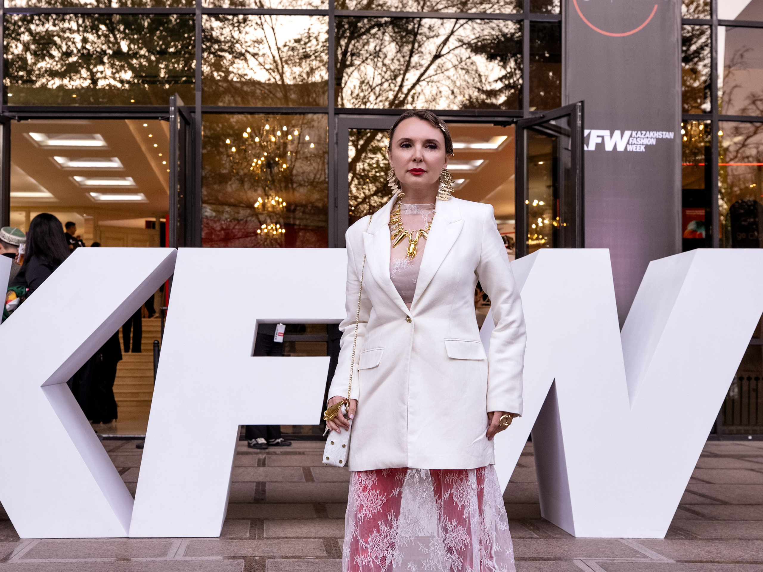 Backstage Day 1. Сайт Алматинского НЮ АРТ, будуар и фэшн фотографа Дениса Карпенко