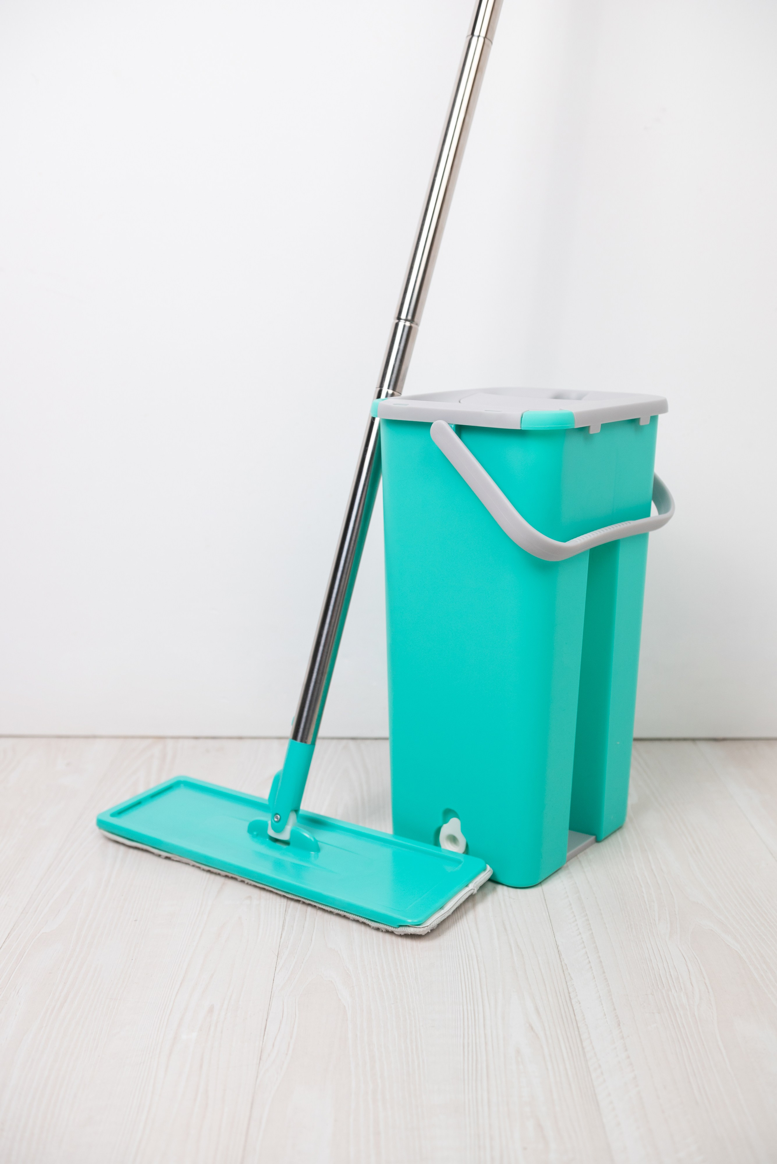 Швабры (съемка для маркетплейсов). Фотограф Москва Настя Профотовна. Репортажные, свадебные и контент фотосессии