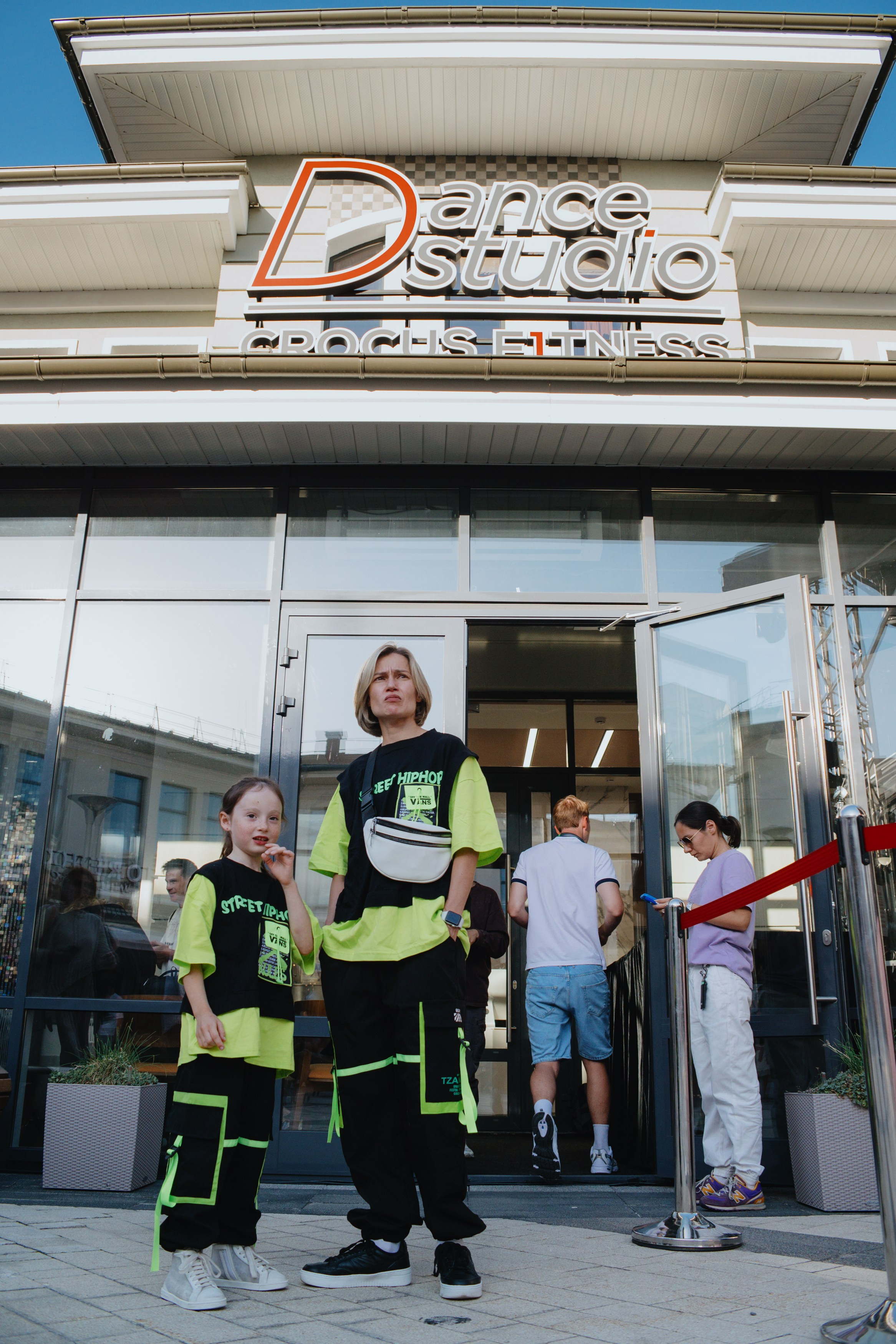 EstateMall SUMMER FEST. Бэкстейдж и репортажный фотограф в Москве Артем Онацко