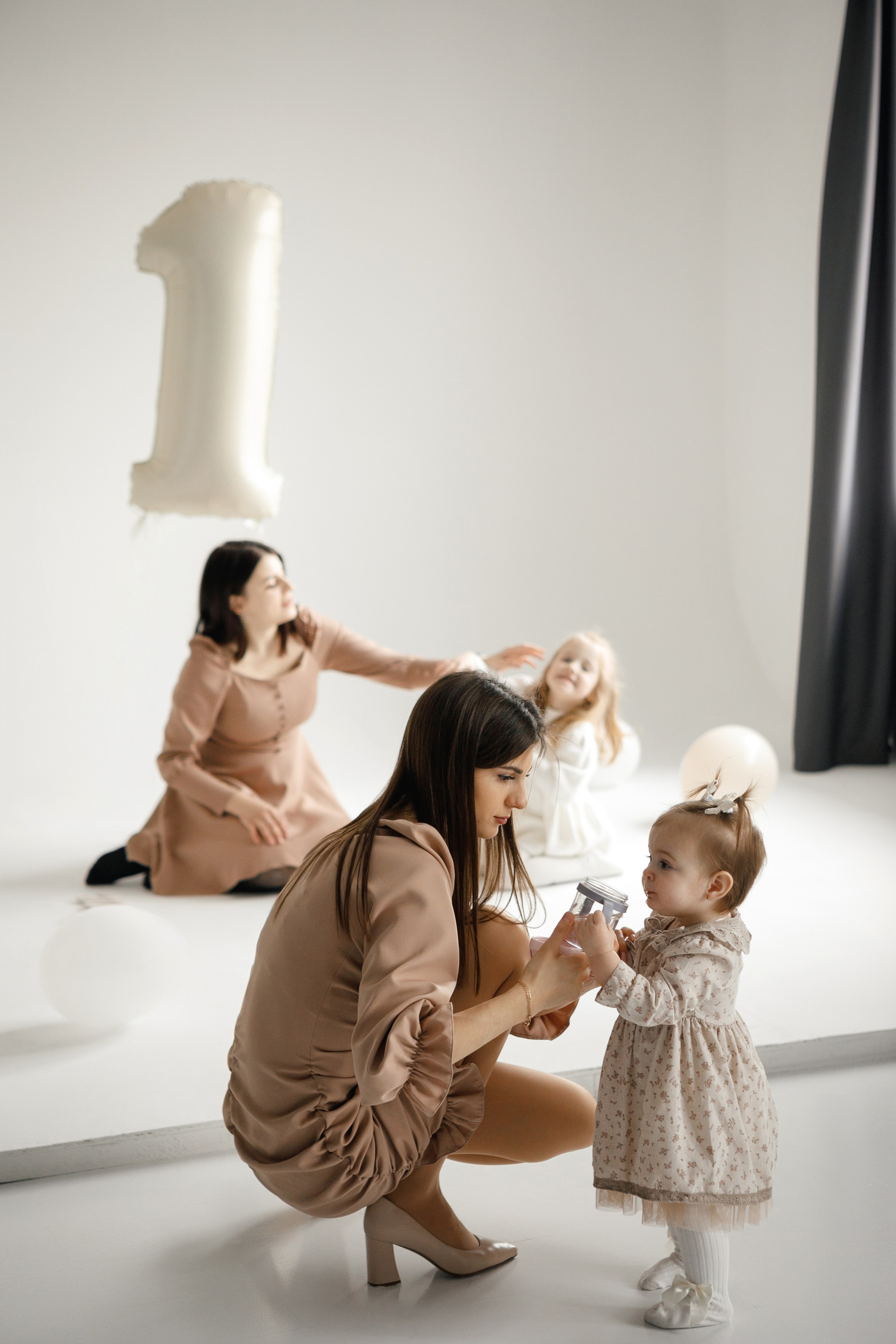 Годовасие Ева. Свадьбы