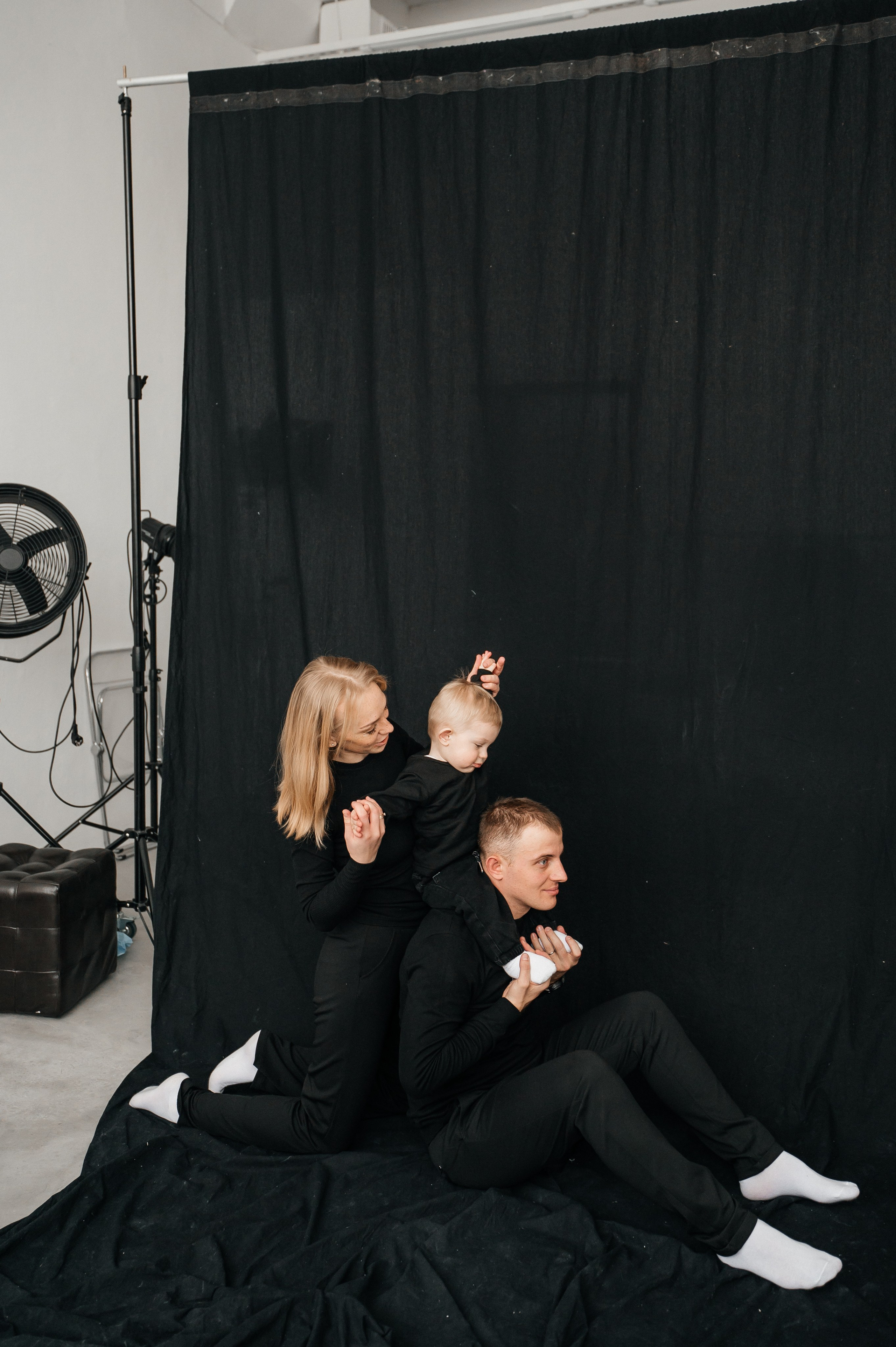 Ваня, Кристина и Мирон. Свадебный и семейный фотограф в городе Смоленске