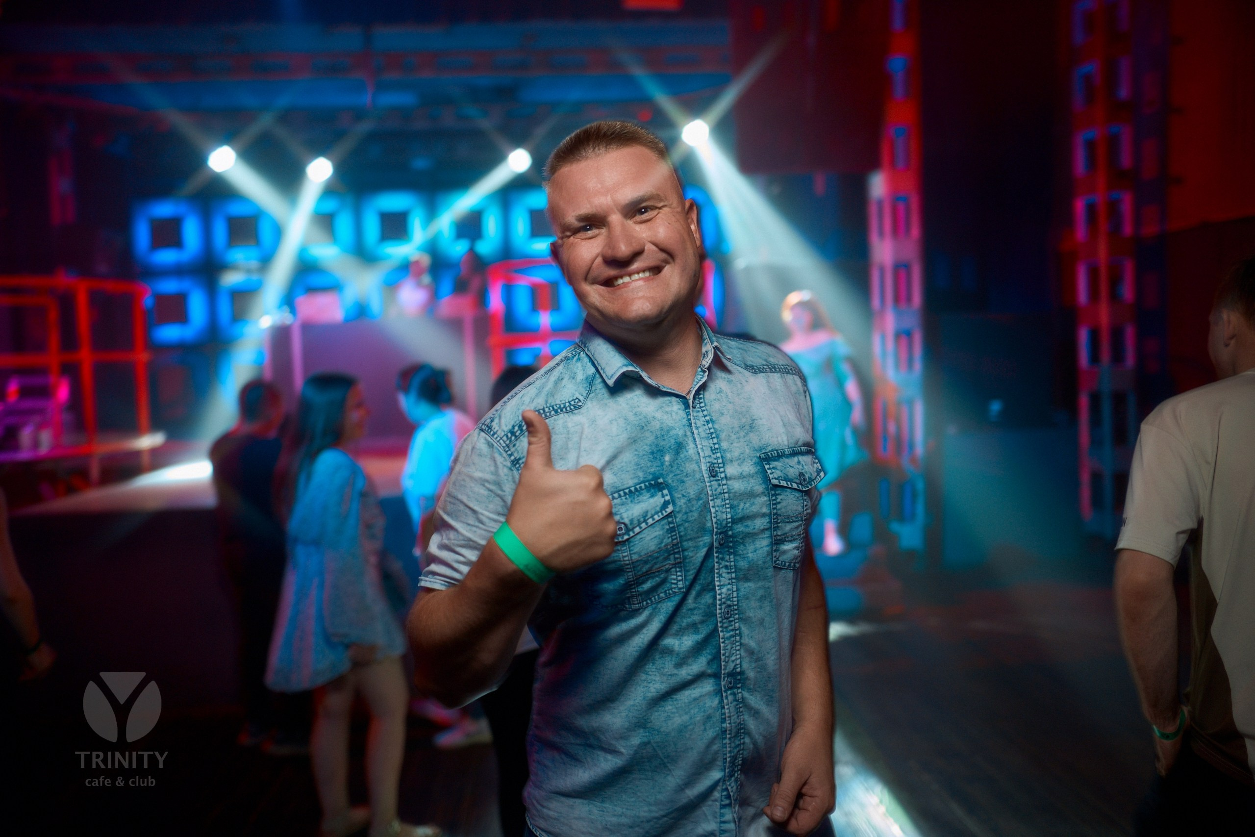 Клуб Тринити в Торжке. Павленко Дмитрий фотограф и видеограф в Торжке