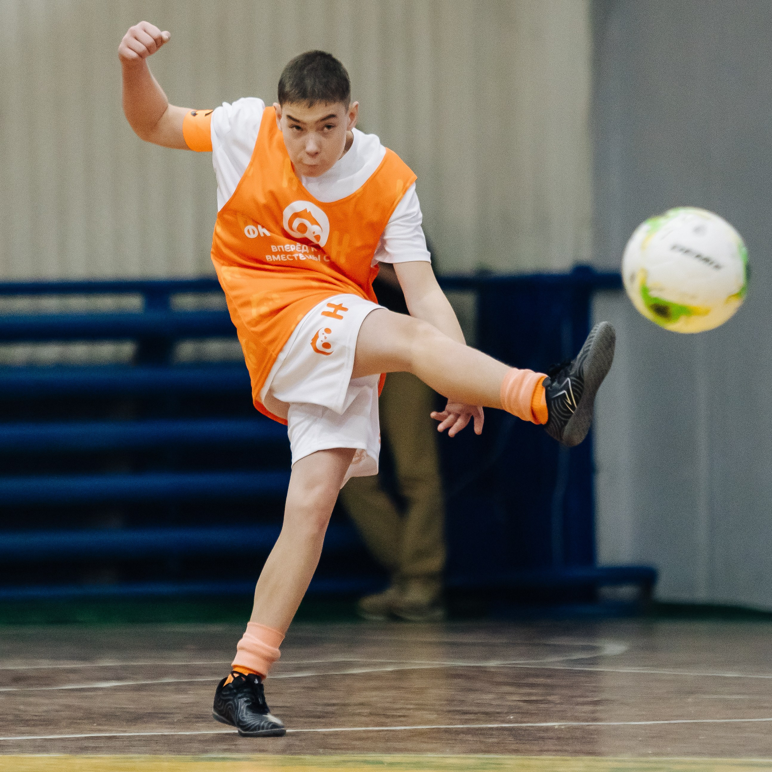 Турнир по футболу среди команд школ-интернатов Магнитогорска «Надеждик CUP» // 08.12.2024. Денис Прохоров Фотограф в г. Магнитогорск