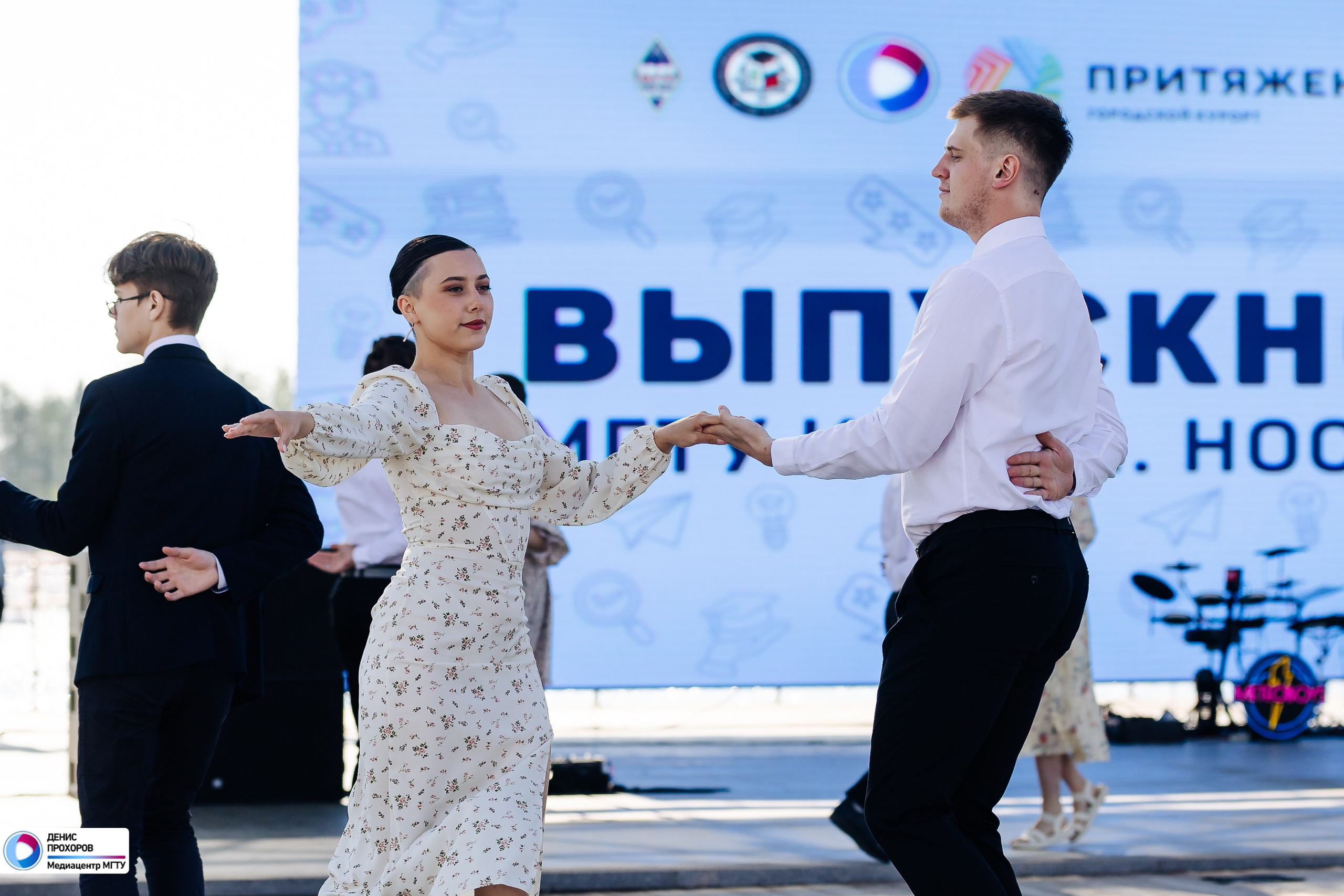 Выпускной МГТУ им. Г. И. Носова — 2024 // 17.07.2024. Денис Прохоров Фотограф в г. Магнитогорск