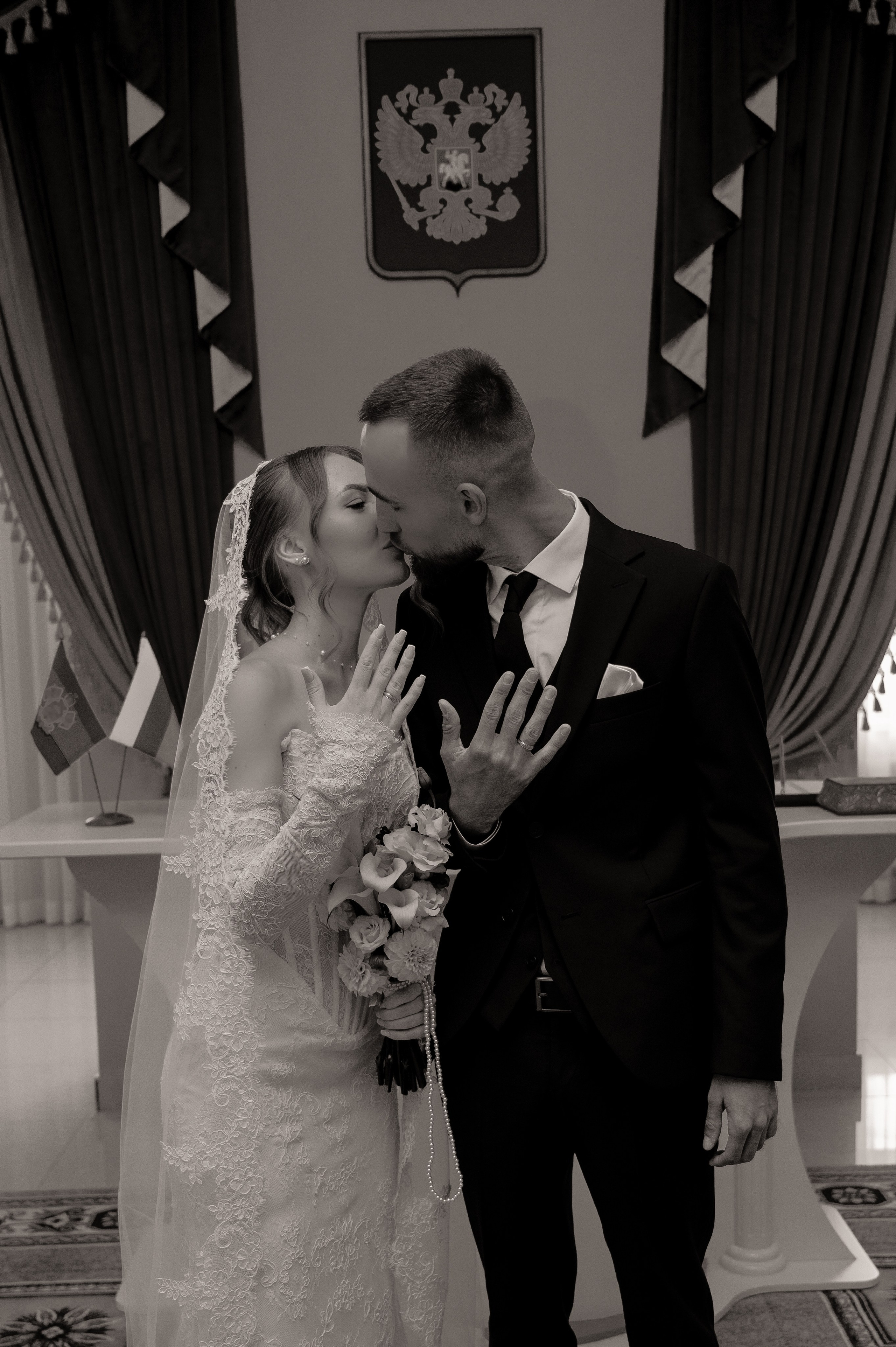 Виктор и Валерия (загс). Свадебный и семейный фотограф в Краснодаре Алина Мельник