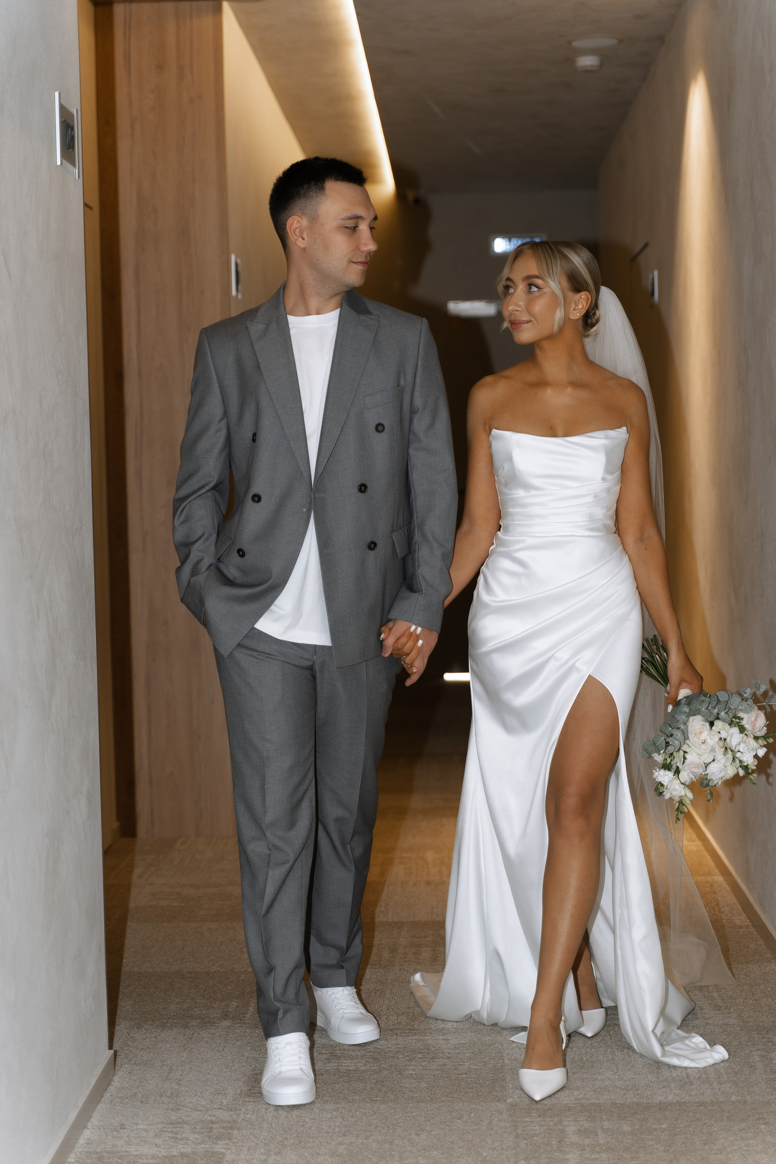 Денис и Виолетта. Свадебный фотограф Анастасия Хабарова в Новоуральске и Екатеринбурге