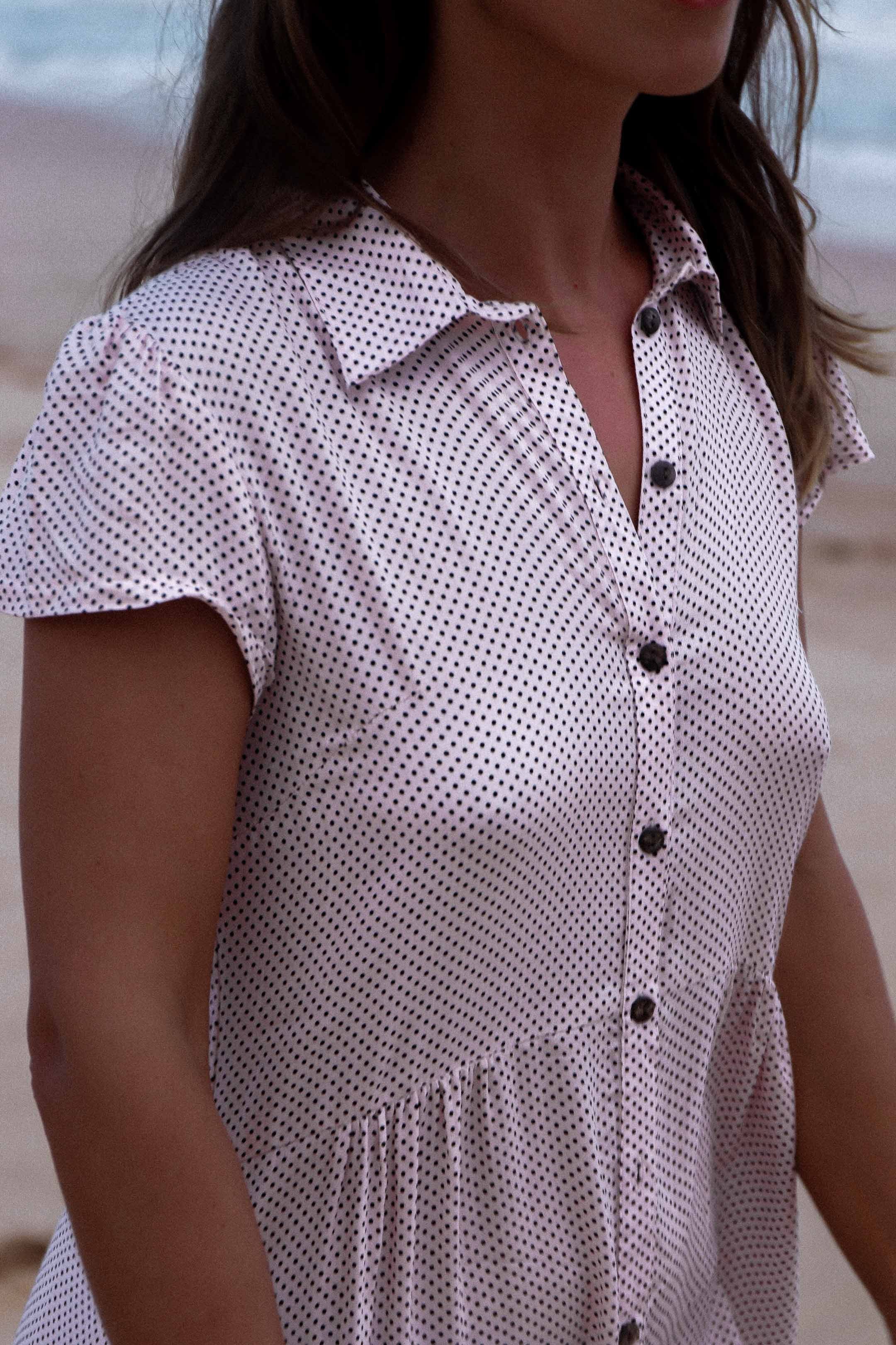 Коллекция спортивной одежды и купальников. Фотограф на Шри-Ланке