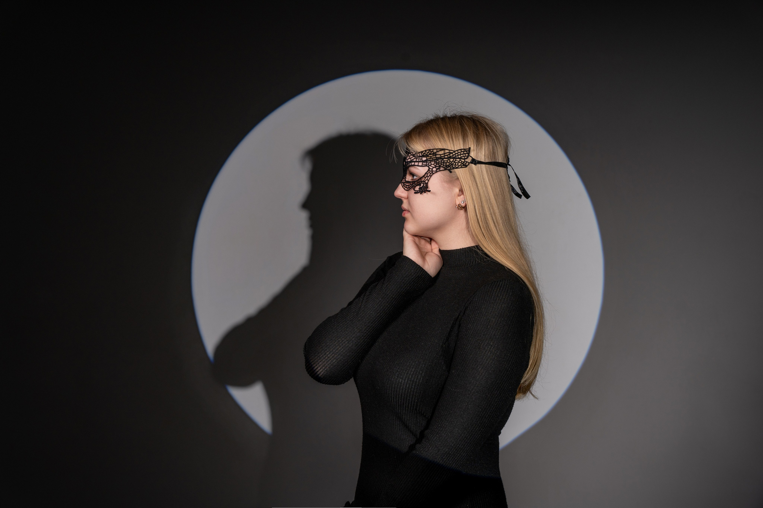 Циклорама, маски Габо. Профессиональный фотограф Ковалева Олеся