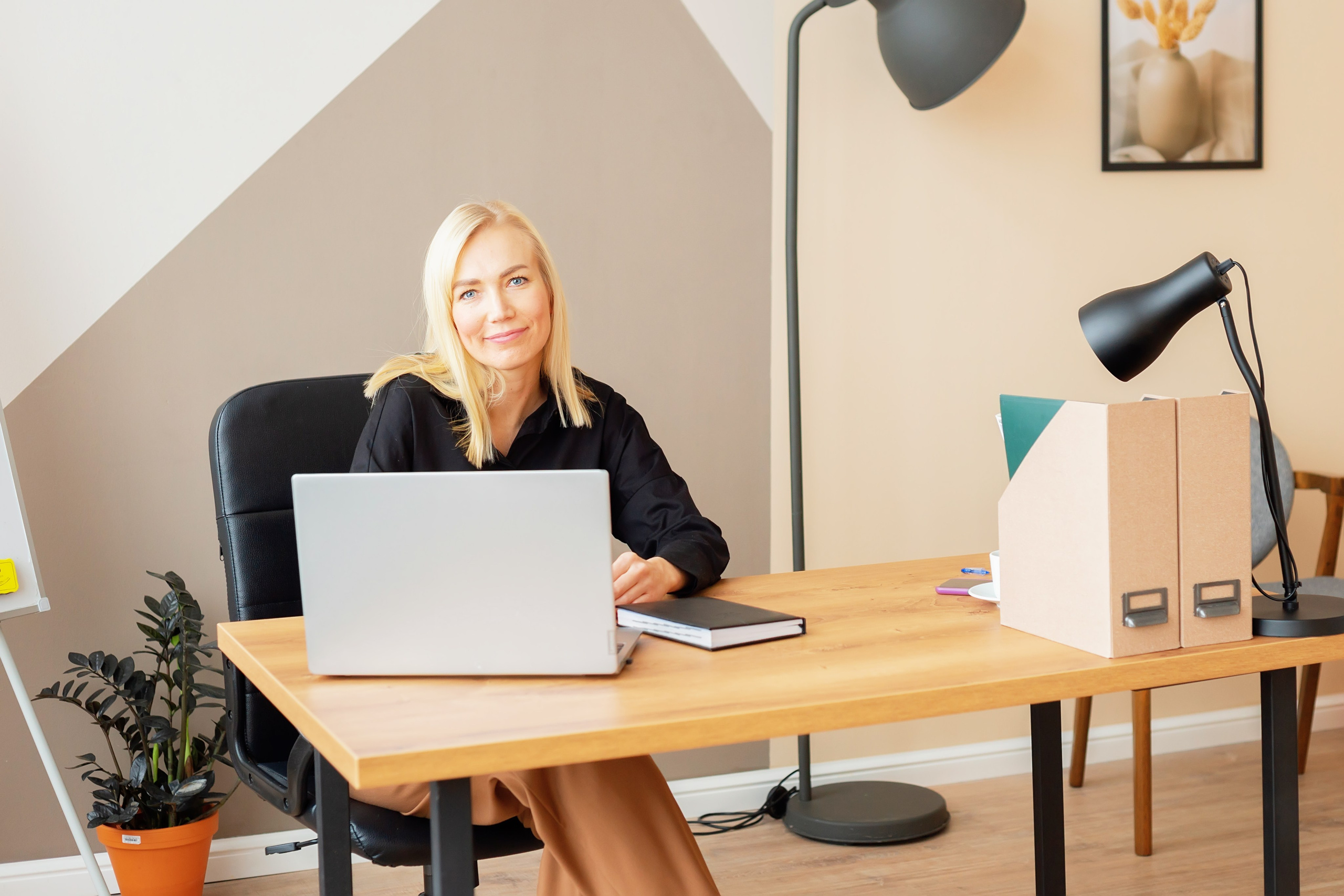 Портретная фотосъемка для HR руководителя в СПБ, Деловой образ для личного бренда. Портретные фотосессии, контент-съемки, репортаж