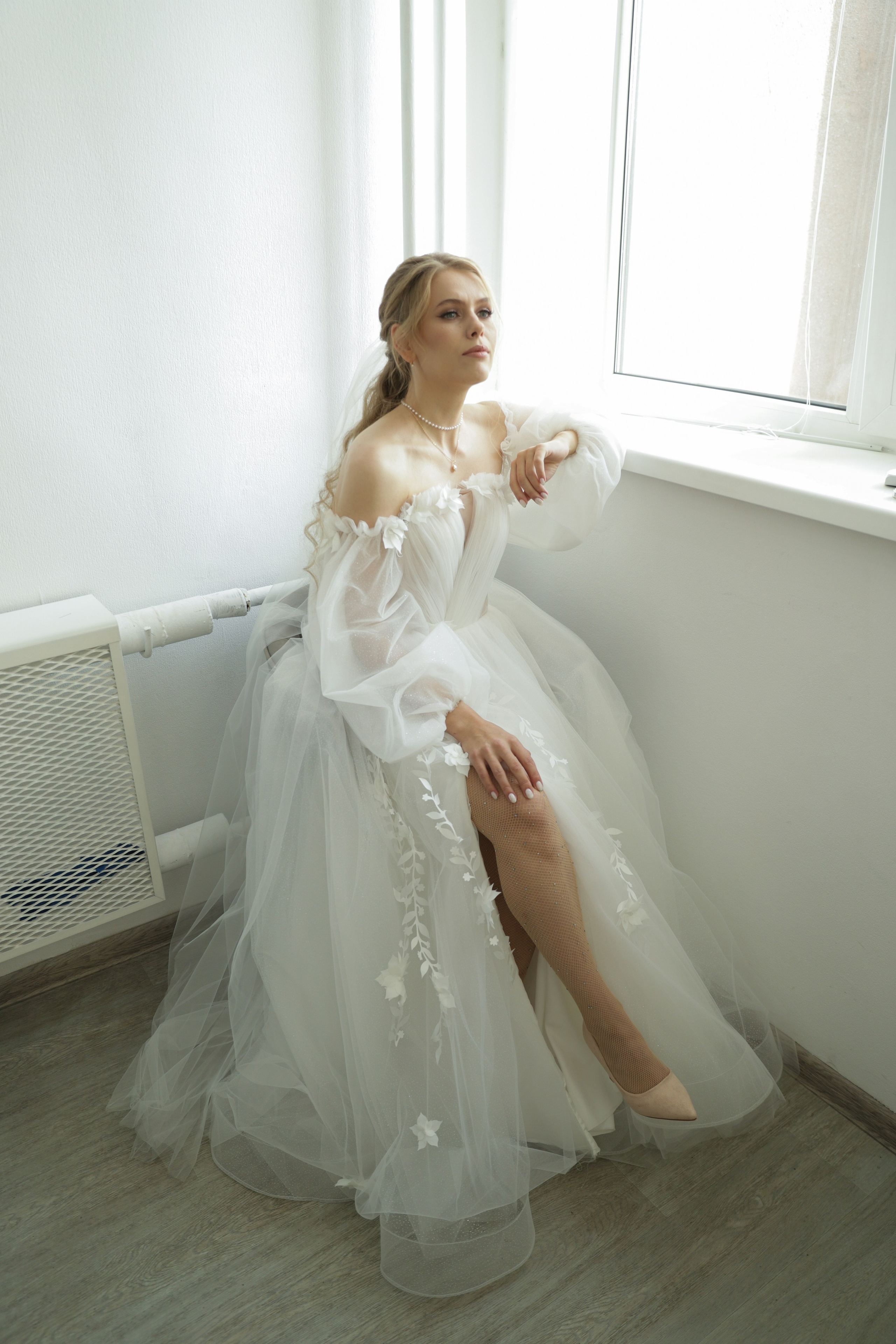 Сборы невесты Юлии. Портретный и репортажный фотограф в Казани