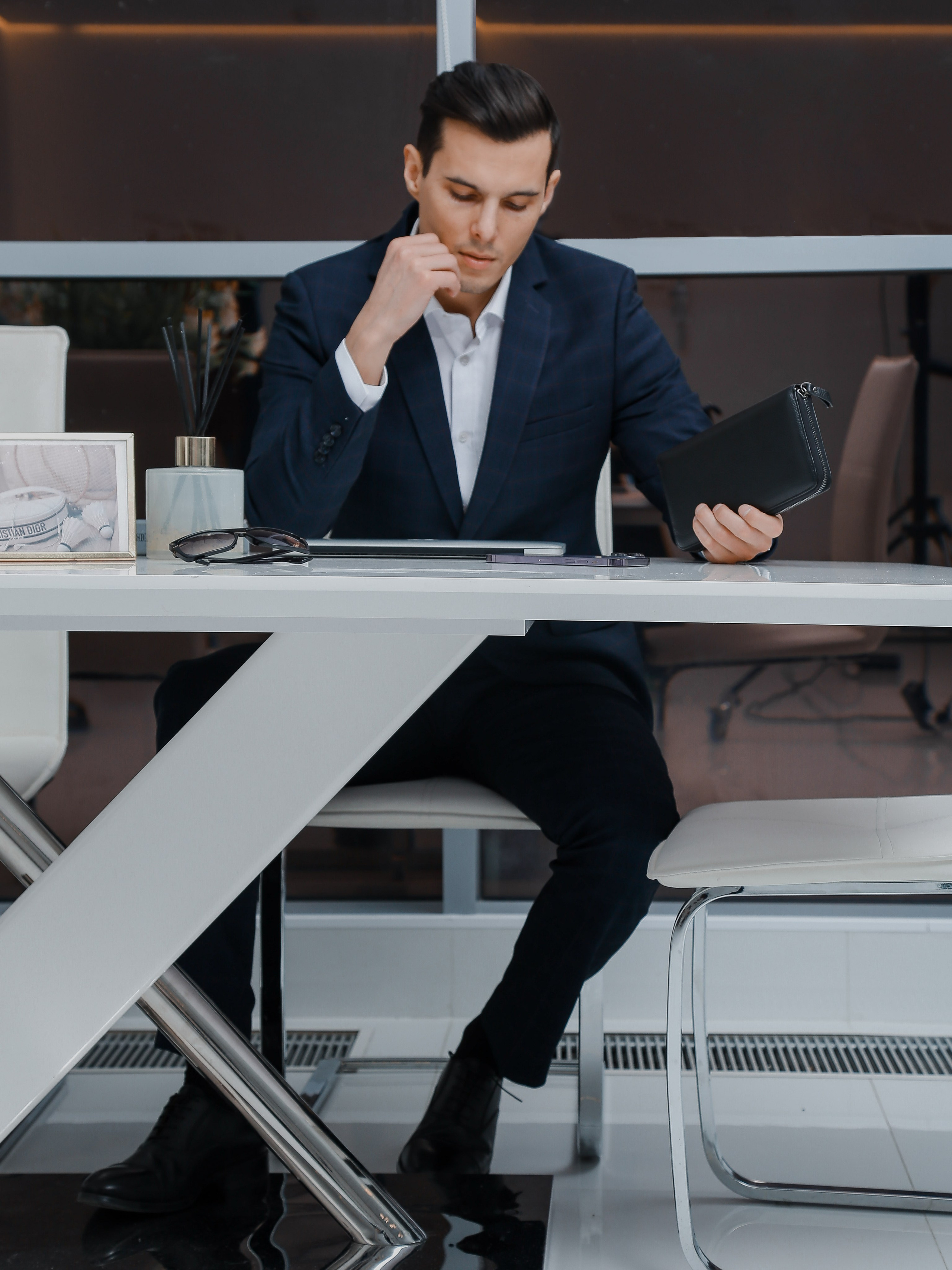 Имиджевые съемки для маркетплейсов, социальных сетей и интернет магазинов. Коммерческая фотосессия СПб. Fashion фотограф в Санкт-Петербурге Савинова Ирина