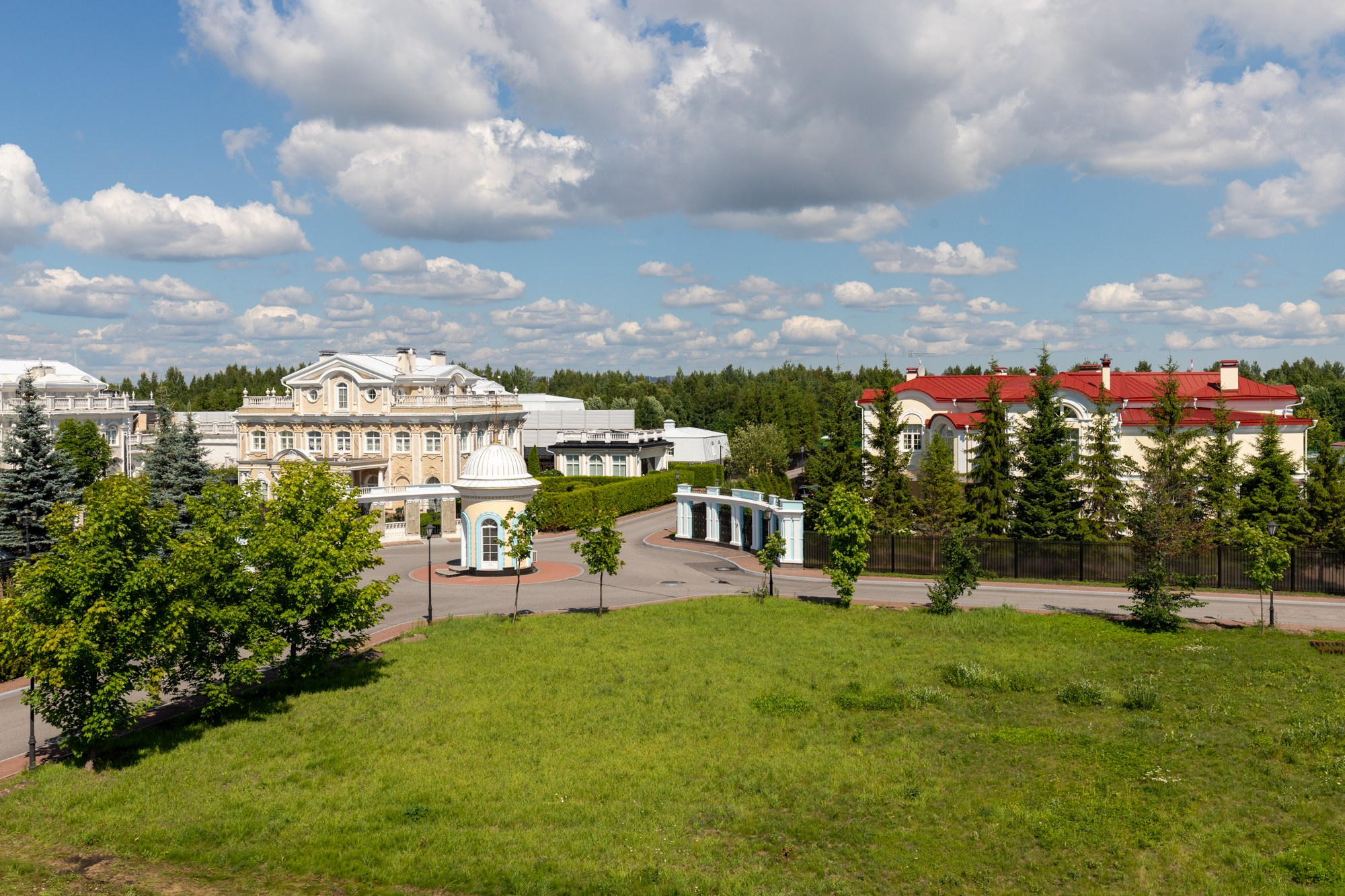 Коттедж в Ольгино. Полина Носкова интерьерный фотограф