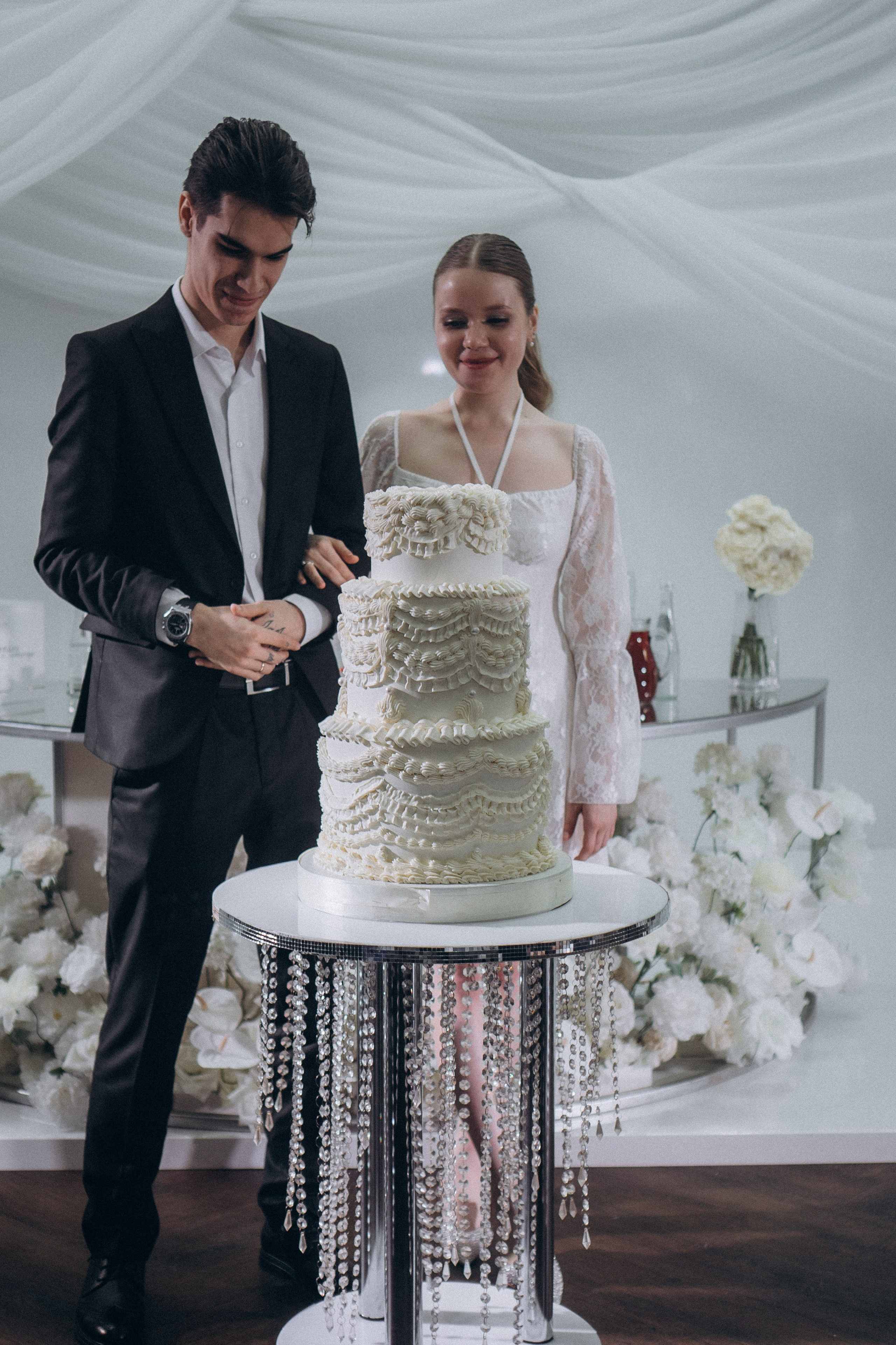 СВАДЕБНАЯ СЬЕМКА СБОРОВ В ОТЕЛЕ И ВЫЕЗД НА ЦЕРЕМОНИЮ (СНЯТО В СИБИРЕ В НИЖНЕВАРТОВСКЕ). Профессиональный фотограф, Санкт-Петербург — Виктория Богомолова