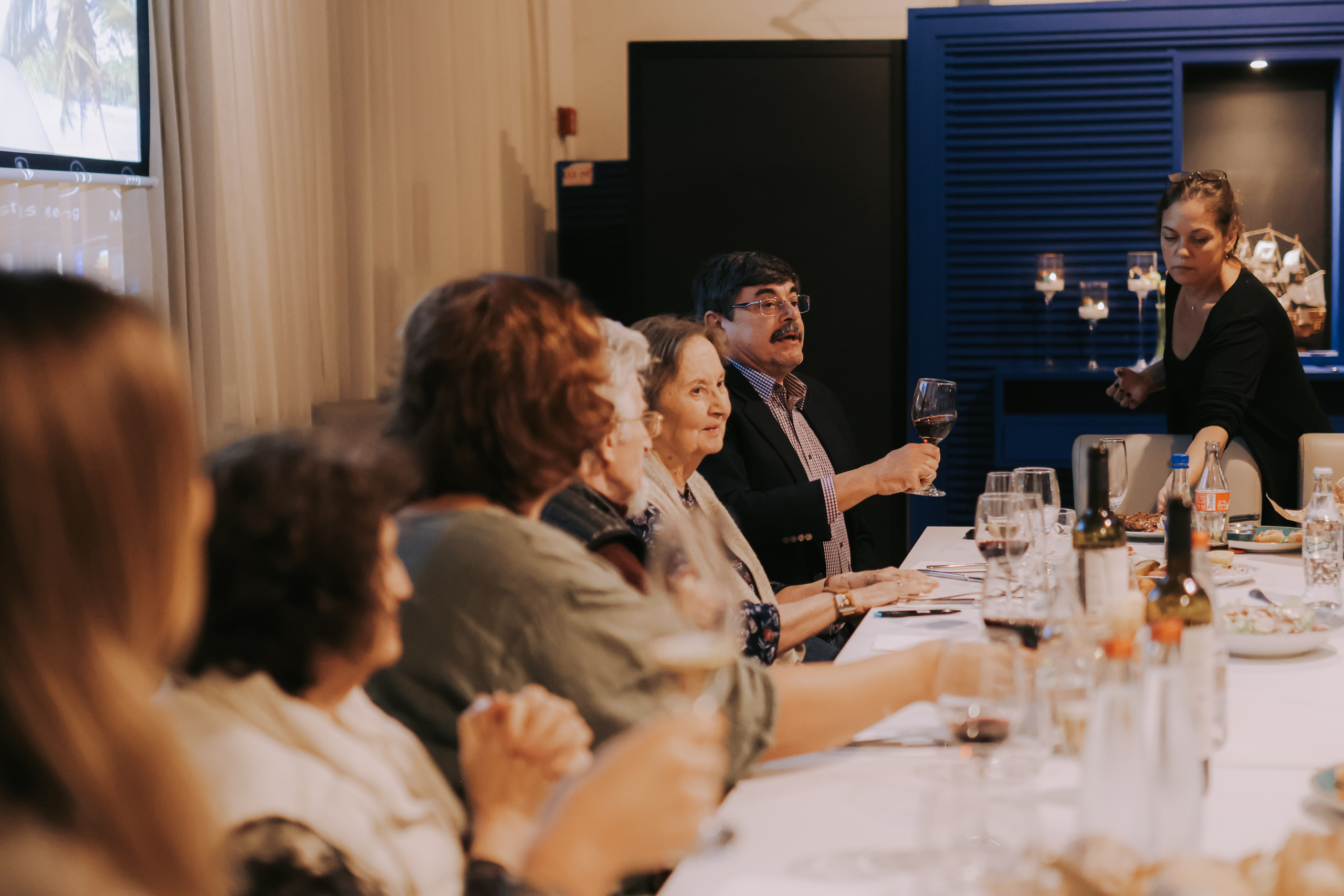 Engagement dinner, Bat Yam | December 2025. Photographer in Israel Alice Milchin
