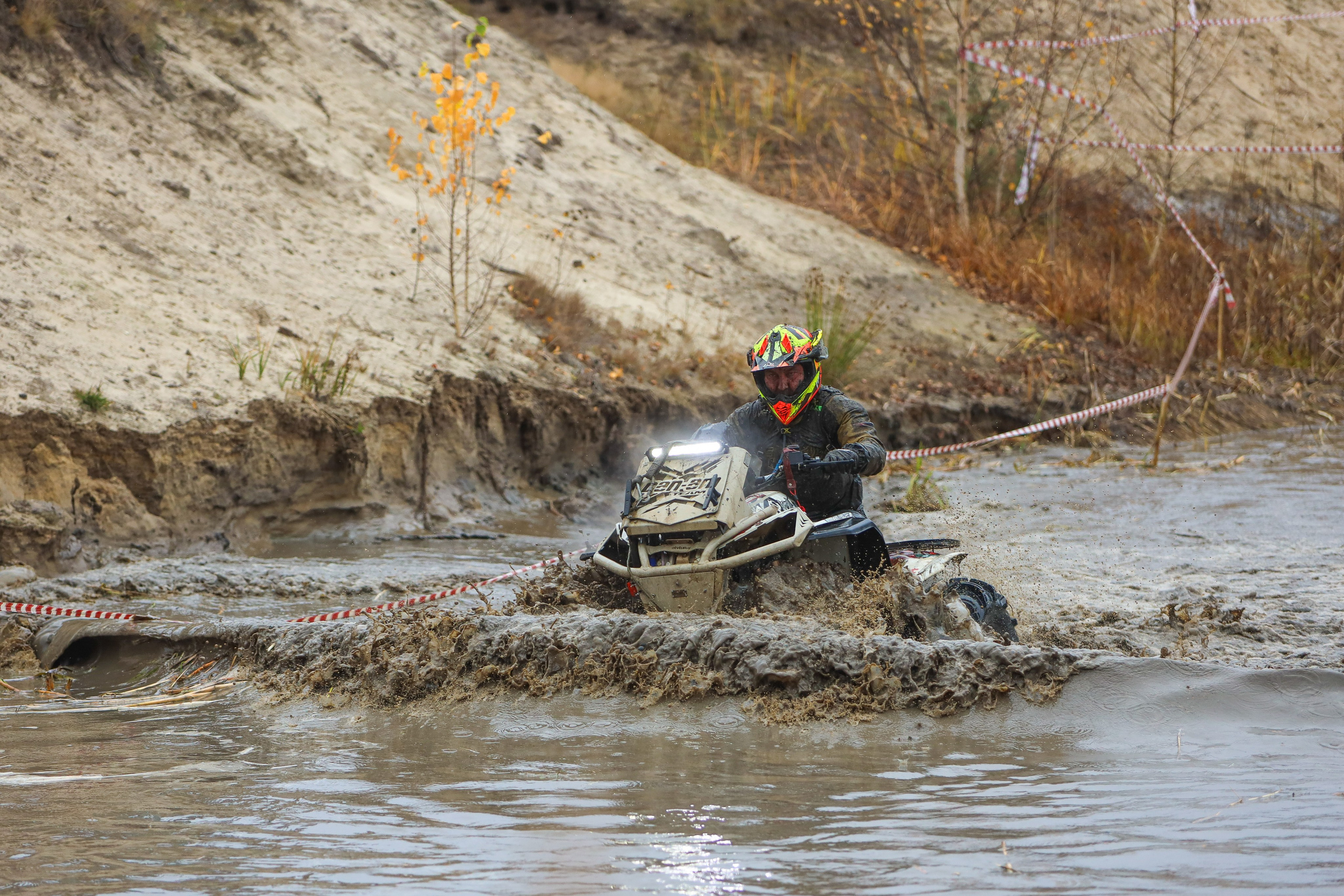 Гонки на квадроциклах Грязевое кольцо. Спортивный фотограф в Самаре