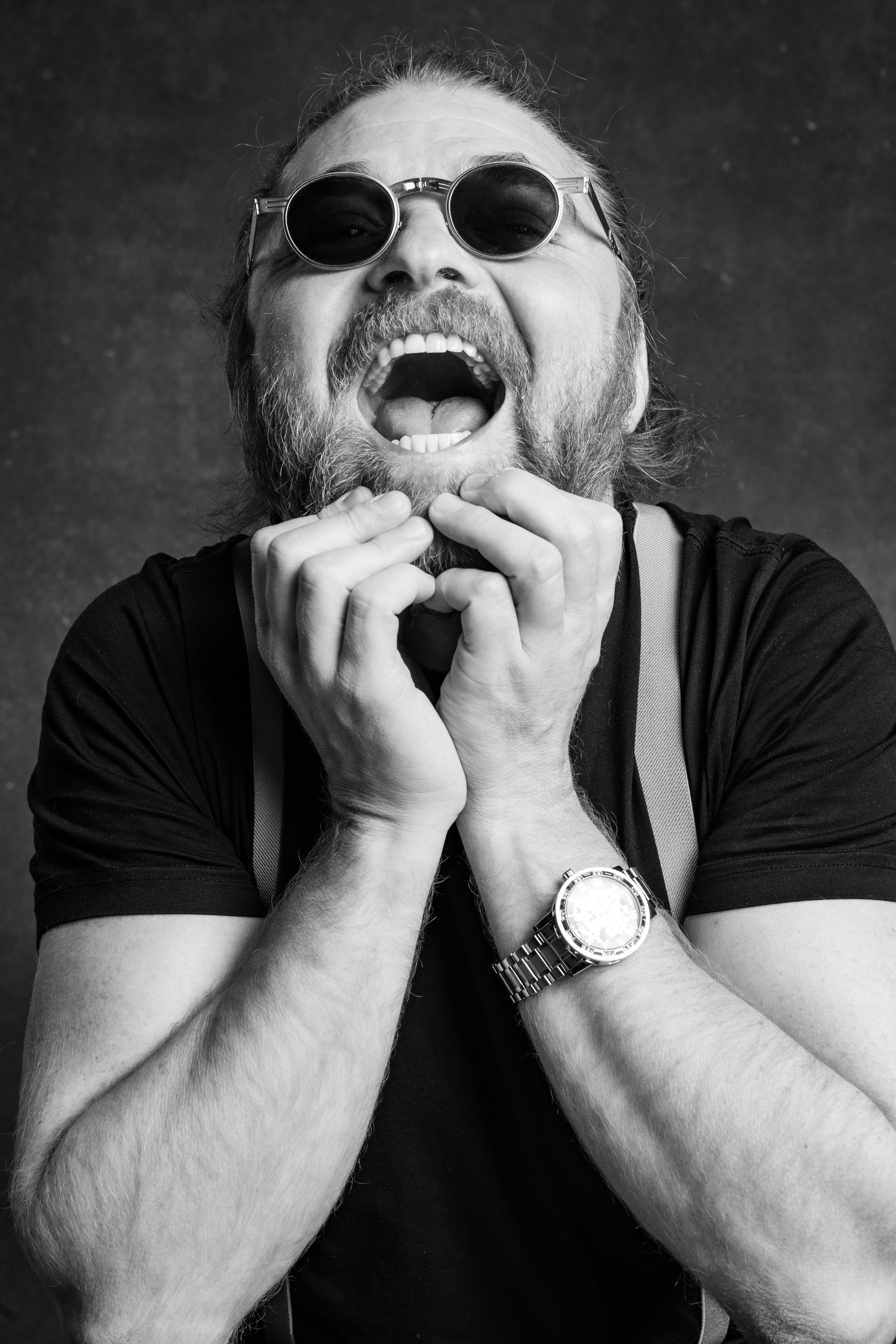 ЯНИС. Я фотограф из Москвы к Вашим услугам