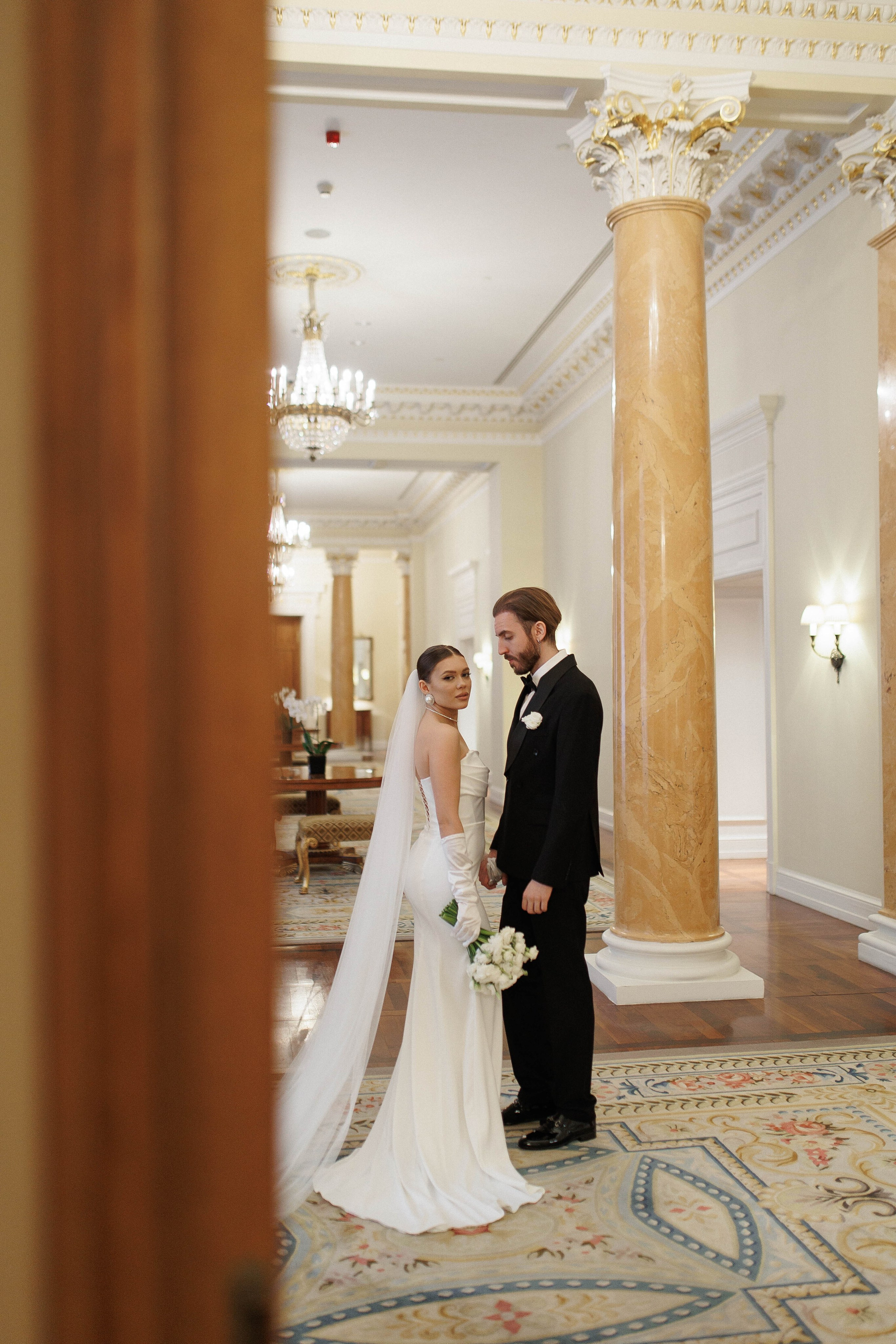 ···. Свадебный фотограф в Санкт-Петербурге Александра Чукавина