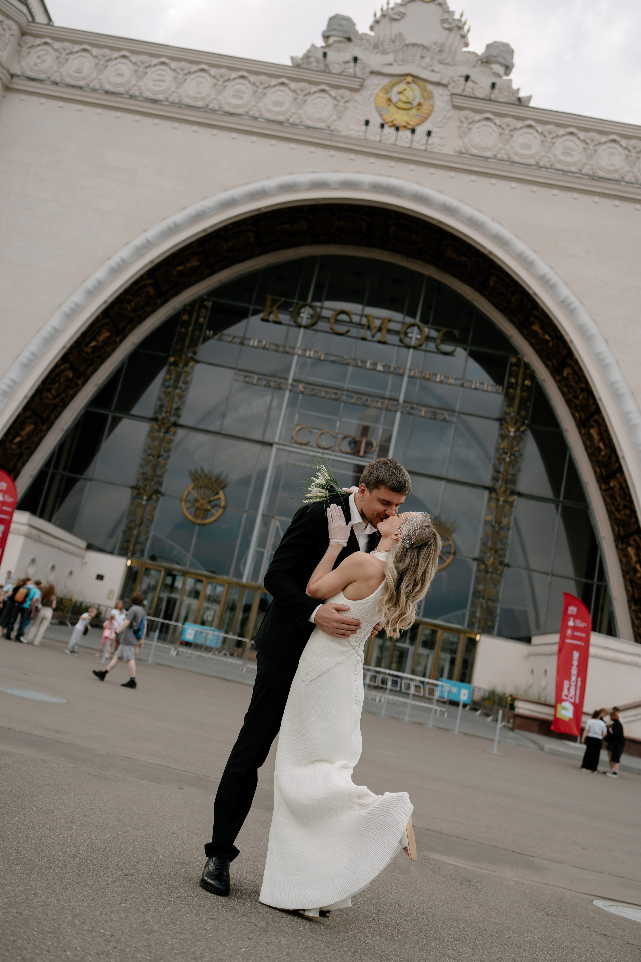Любовь в космосе. Свадебный и семейный фотограф в Москве и Красногорске — живые кадры | Анастасия Тихонова