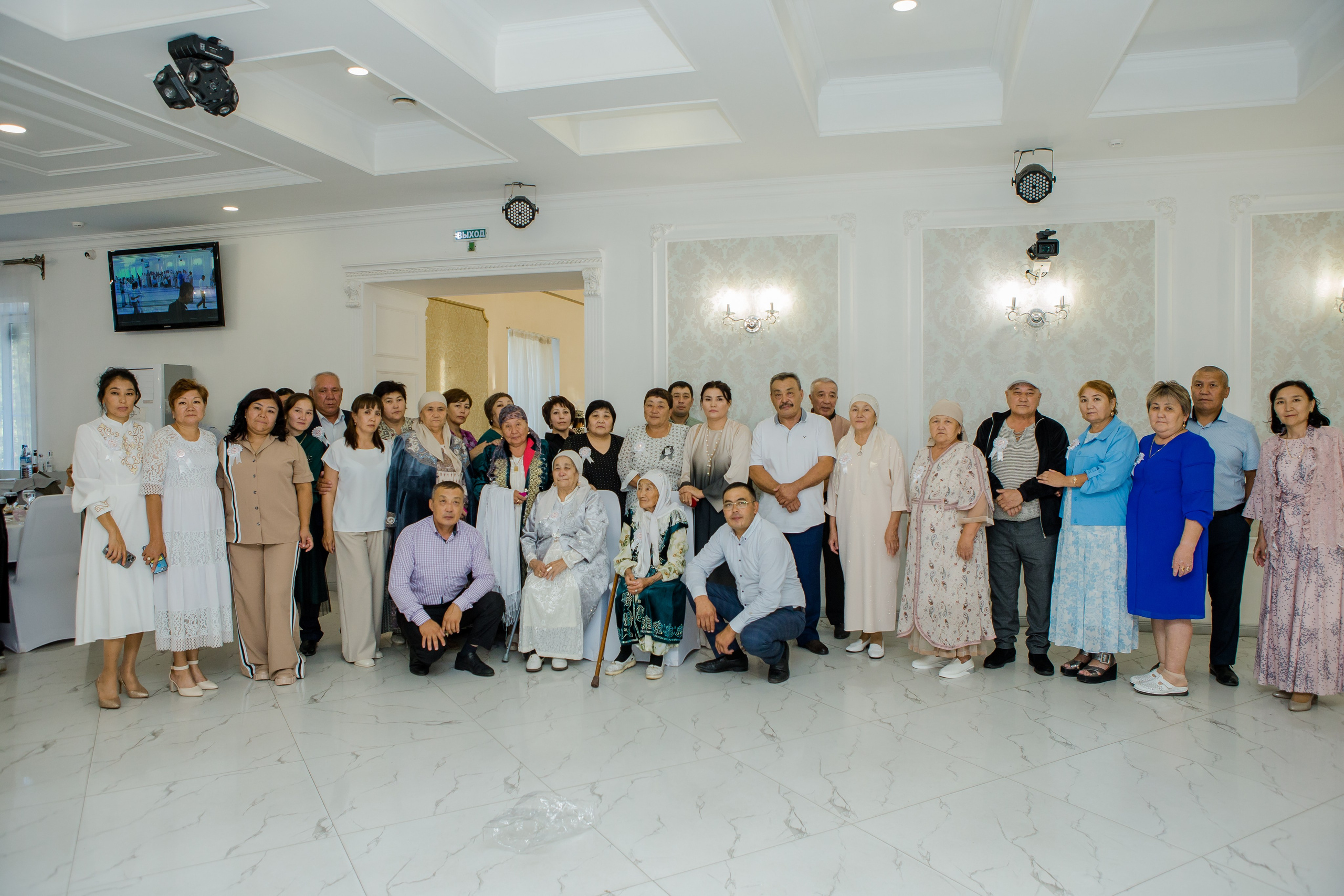 QYZ UZATU ZHADYRA. Свадебный и репортажный фотограф в Астане T.Yertay «Nomad media»