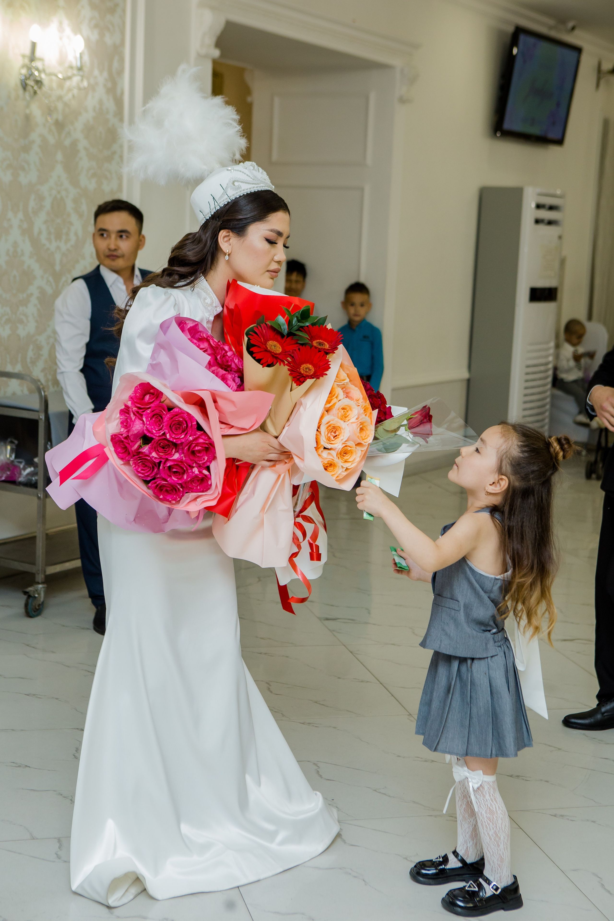 QYZ UZATU ZHADYRA. Свадебный и репортажный фотограф в Астане T.Yertay «Nomad media»