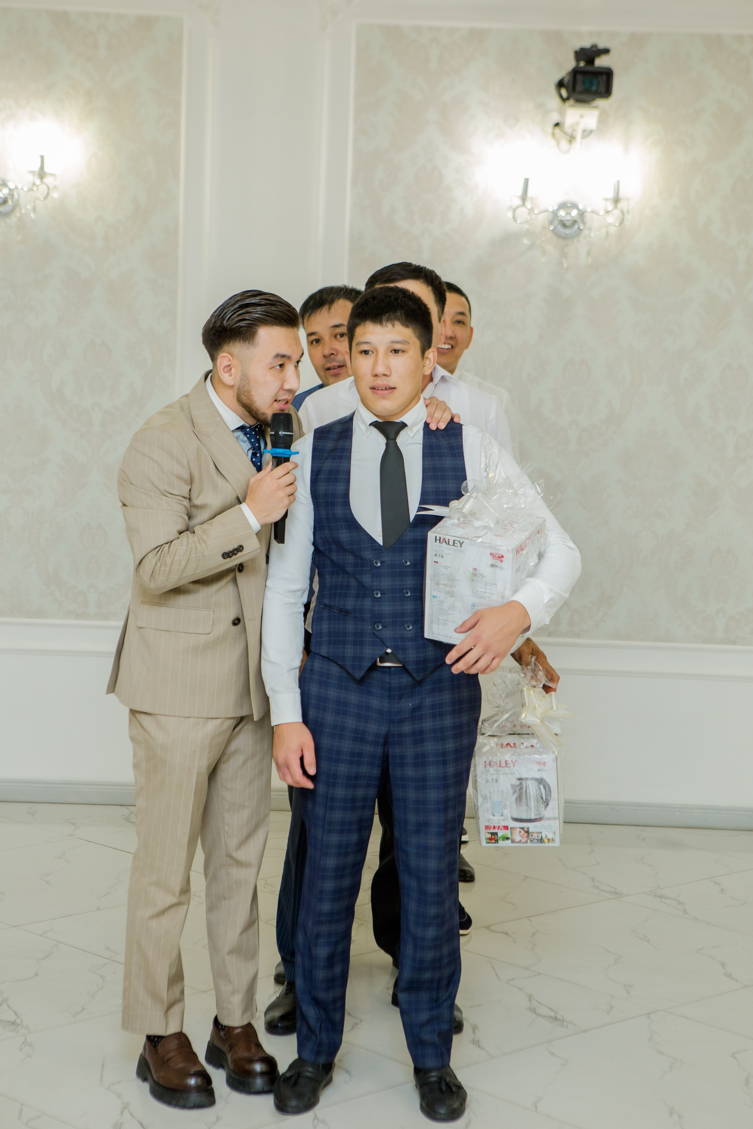 QYZ UZATU ZHADYRA. Свадебный и репортажный фотограф в Астане T.Yertay «Nomad media»