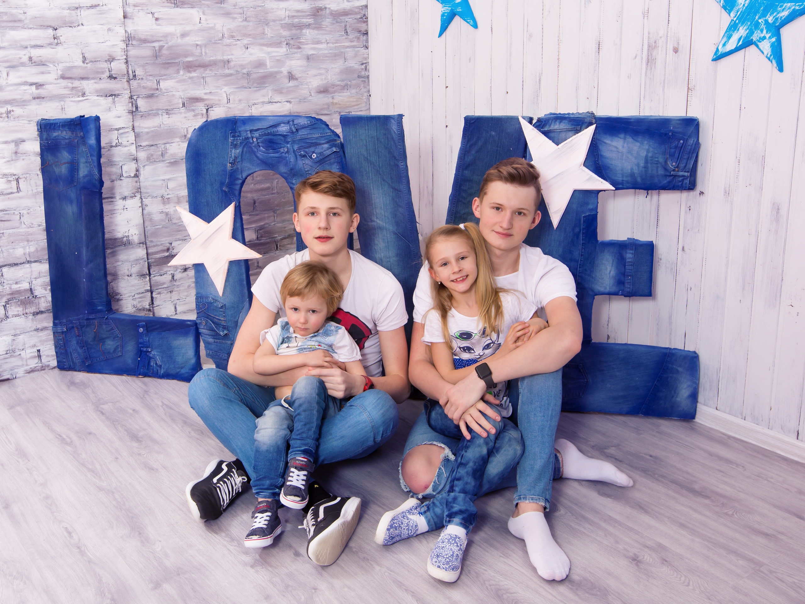 Фотограф Юлия Хоменко. Фотостудия во Всеволожске. Подходит для всех творческих проектов