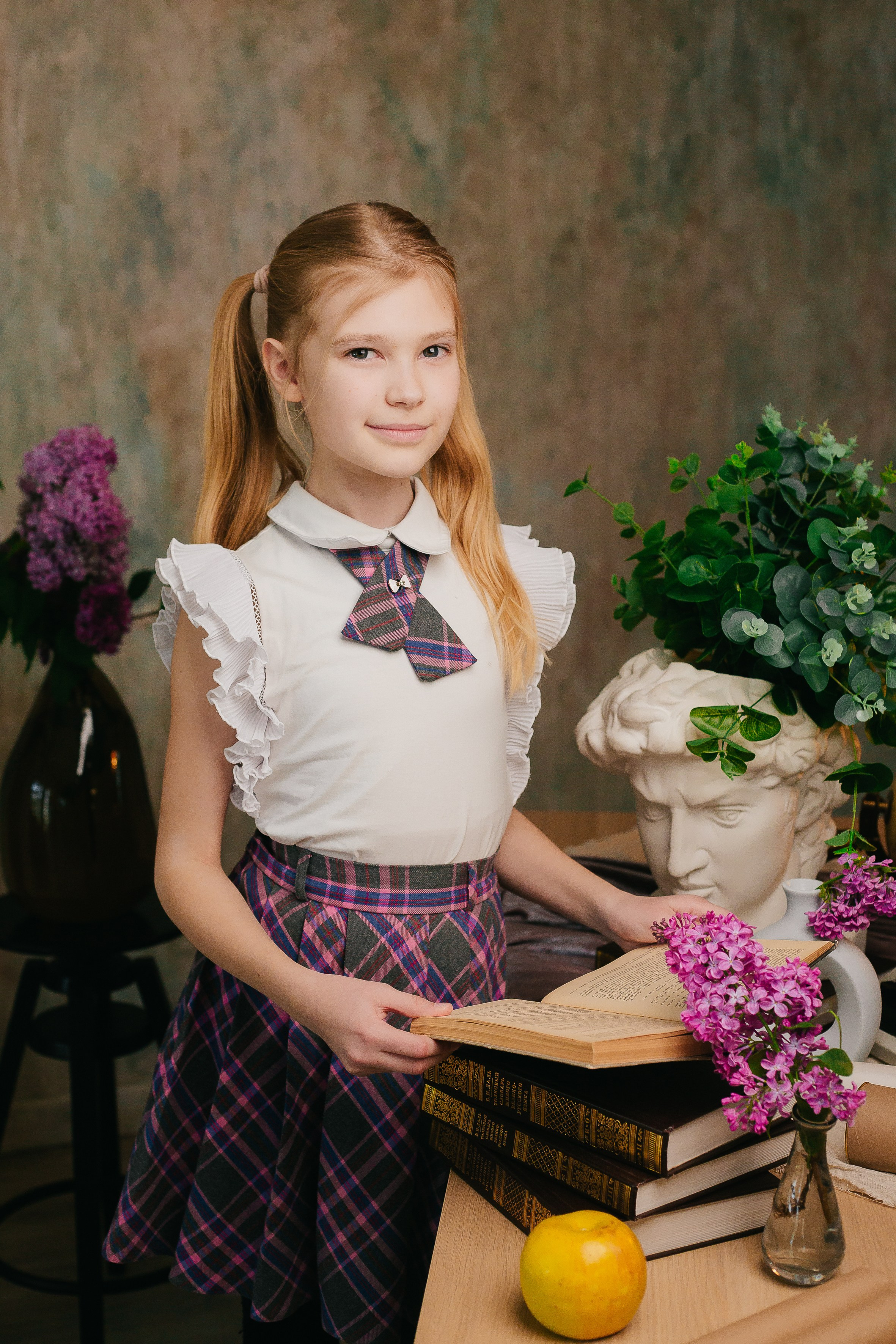 Студия -Портреты младшая школа. Выпускные альбомы Натальи Бутко: Новороссийск, Анапа, Геленджик